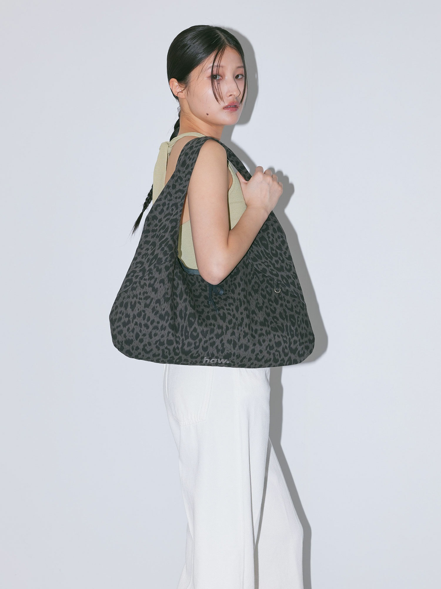 HAVEAWHALE Leopard Pattern Eco Bag