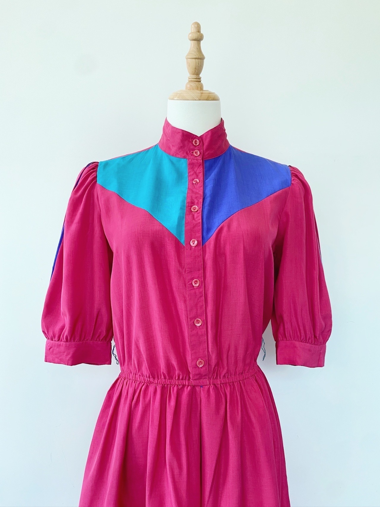 City Pop Color 幾何拼色連身裙