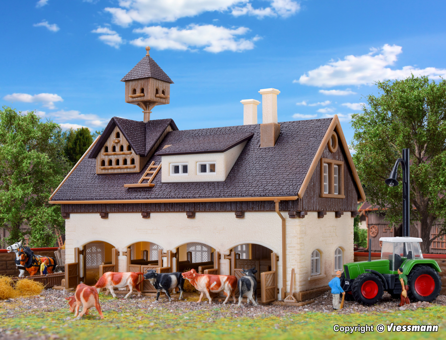 Vollmer 47706 N規 有鴿舍的馬厩.套件