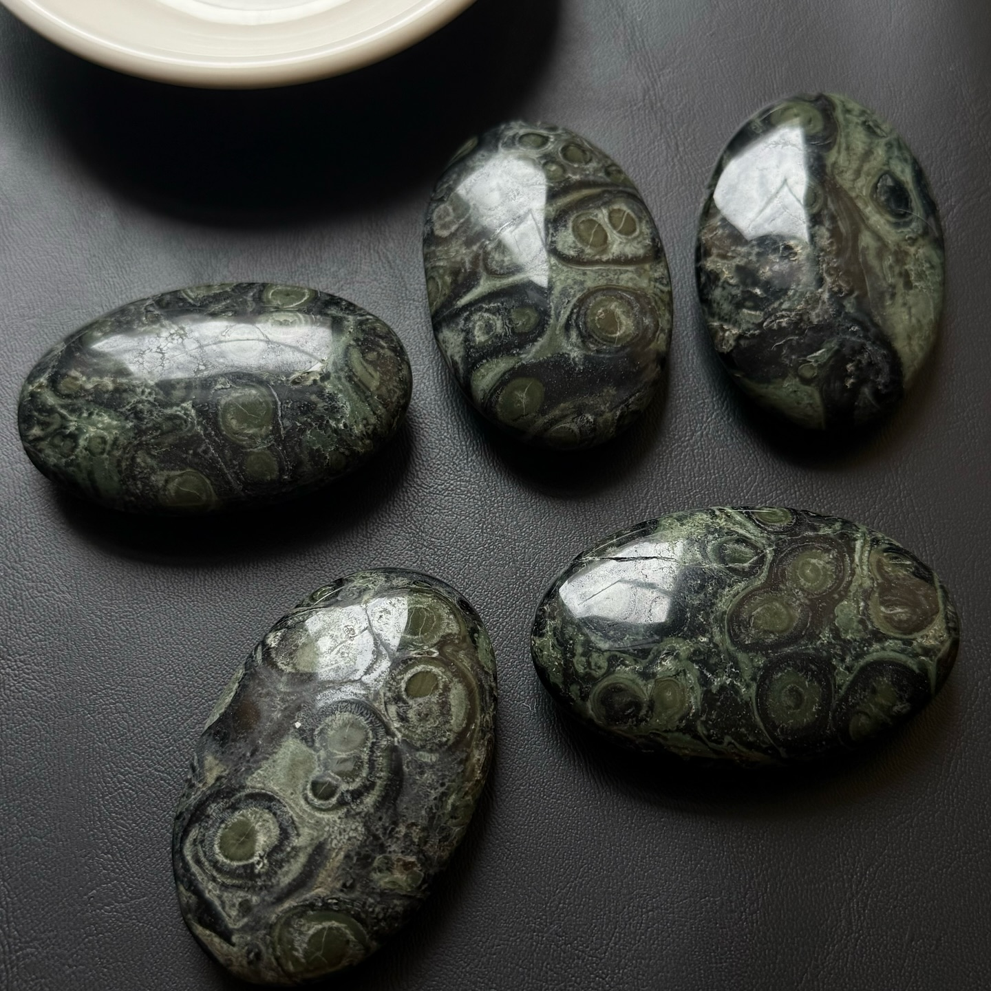 [原石] 剛巴巴碧玉 水晶把玩