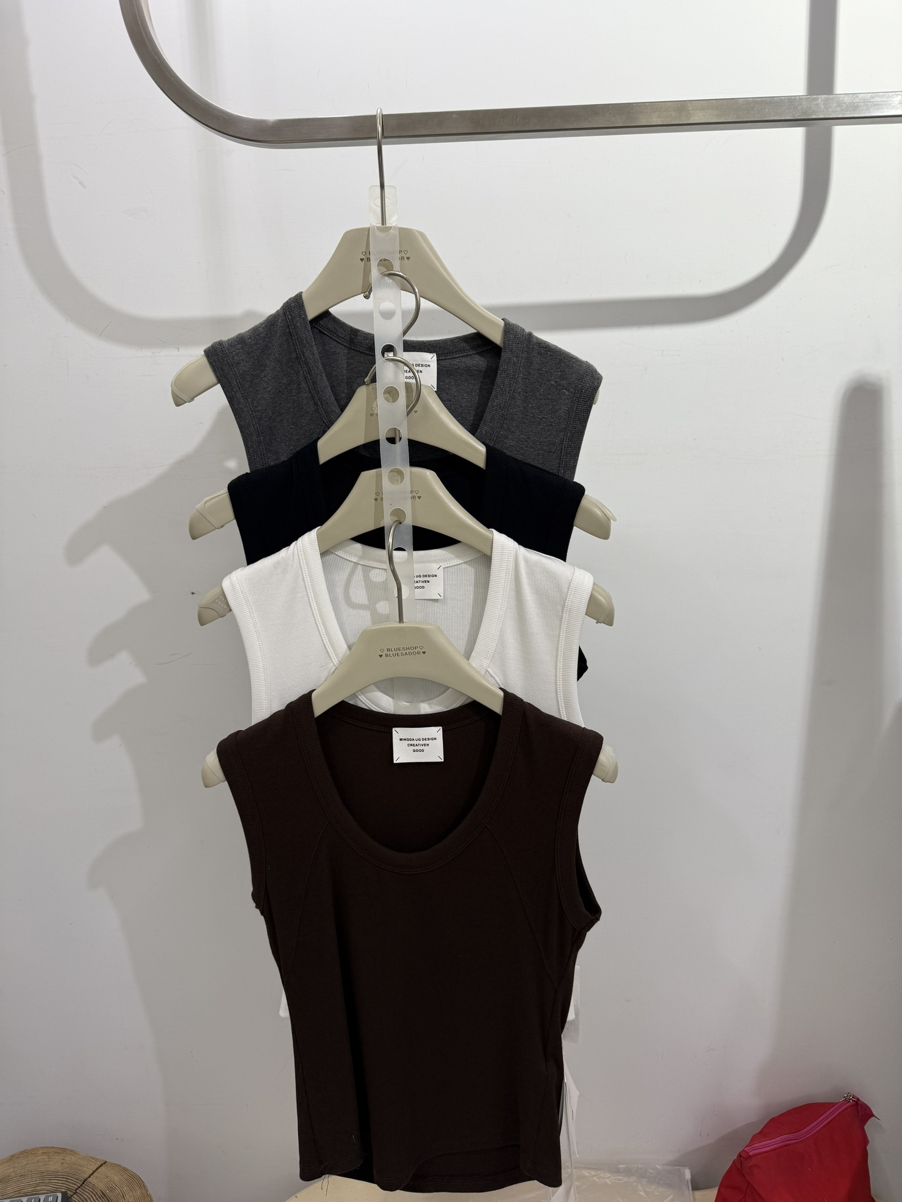 7073 簡約百搭背心