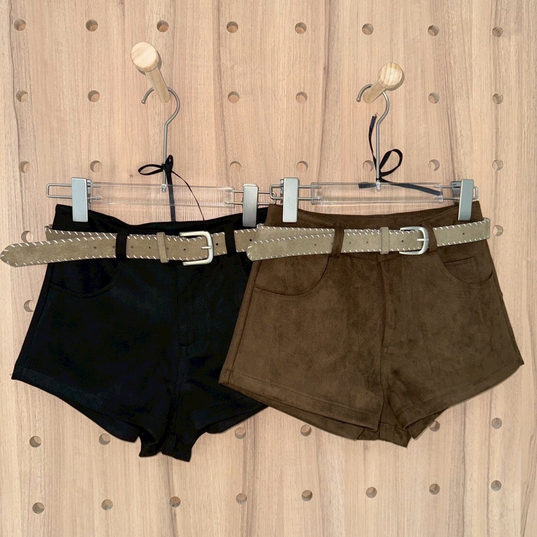 麂皮感90's 附皮帶復古短褲