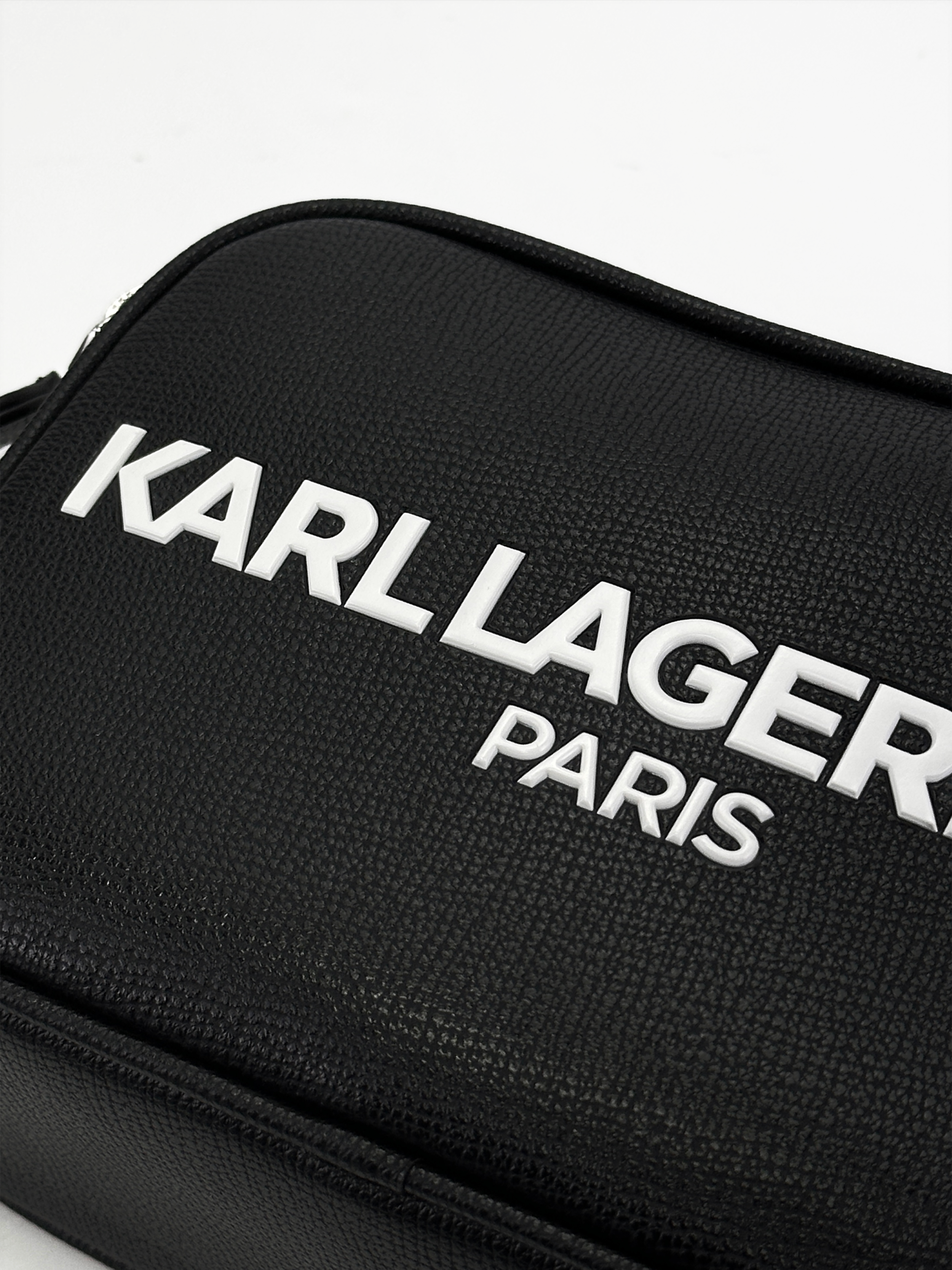 Karl Lagerfeld 經典大字母 雙層拉鍊 相機包 斜背包
