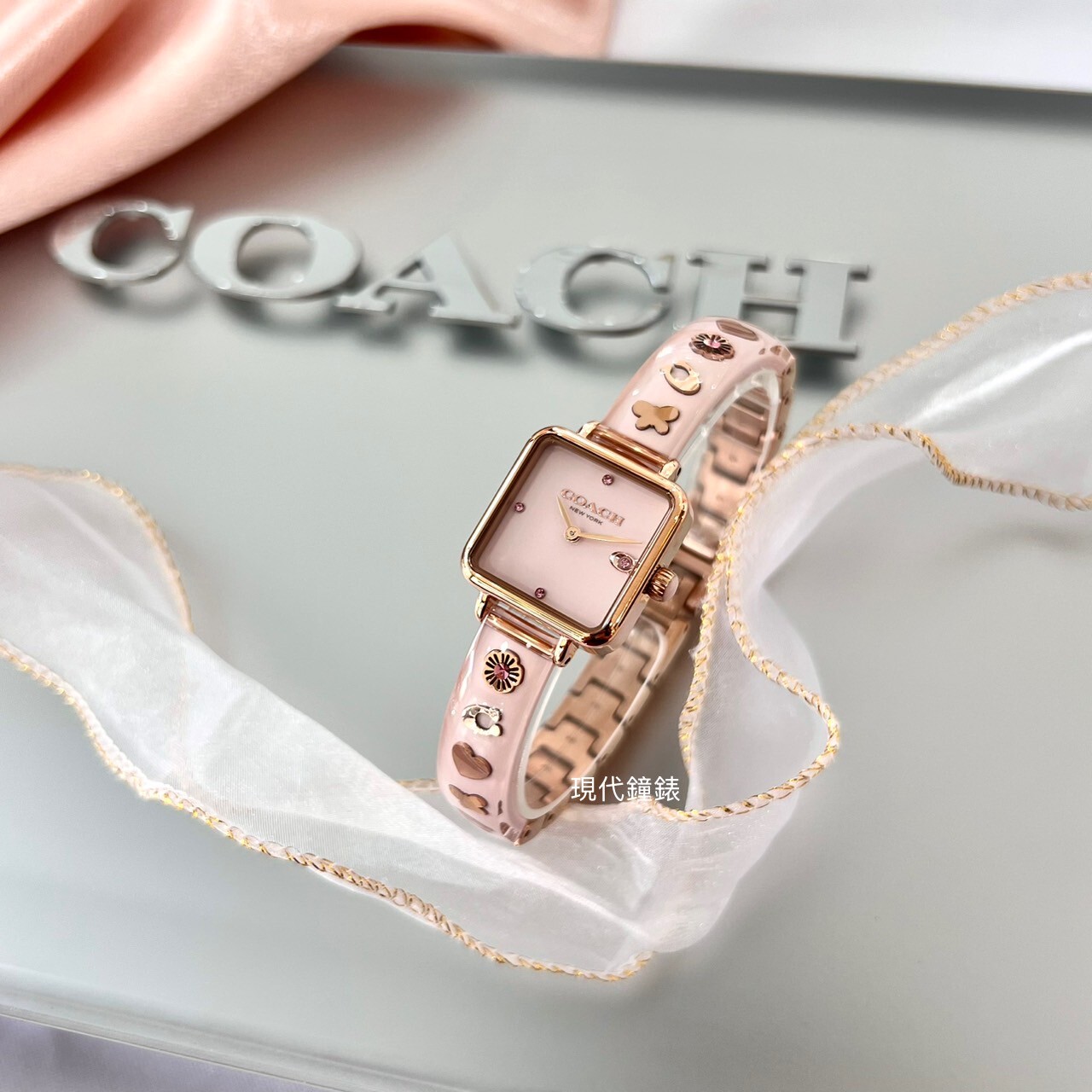 【COACH】珍妮佛羅培茲廣告款 方形手鐲女錶CO14504309 22mm 現代鐘錶