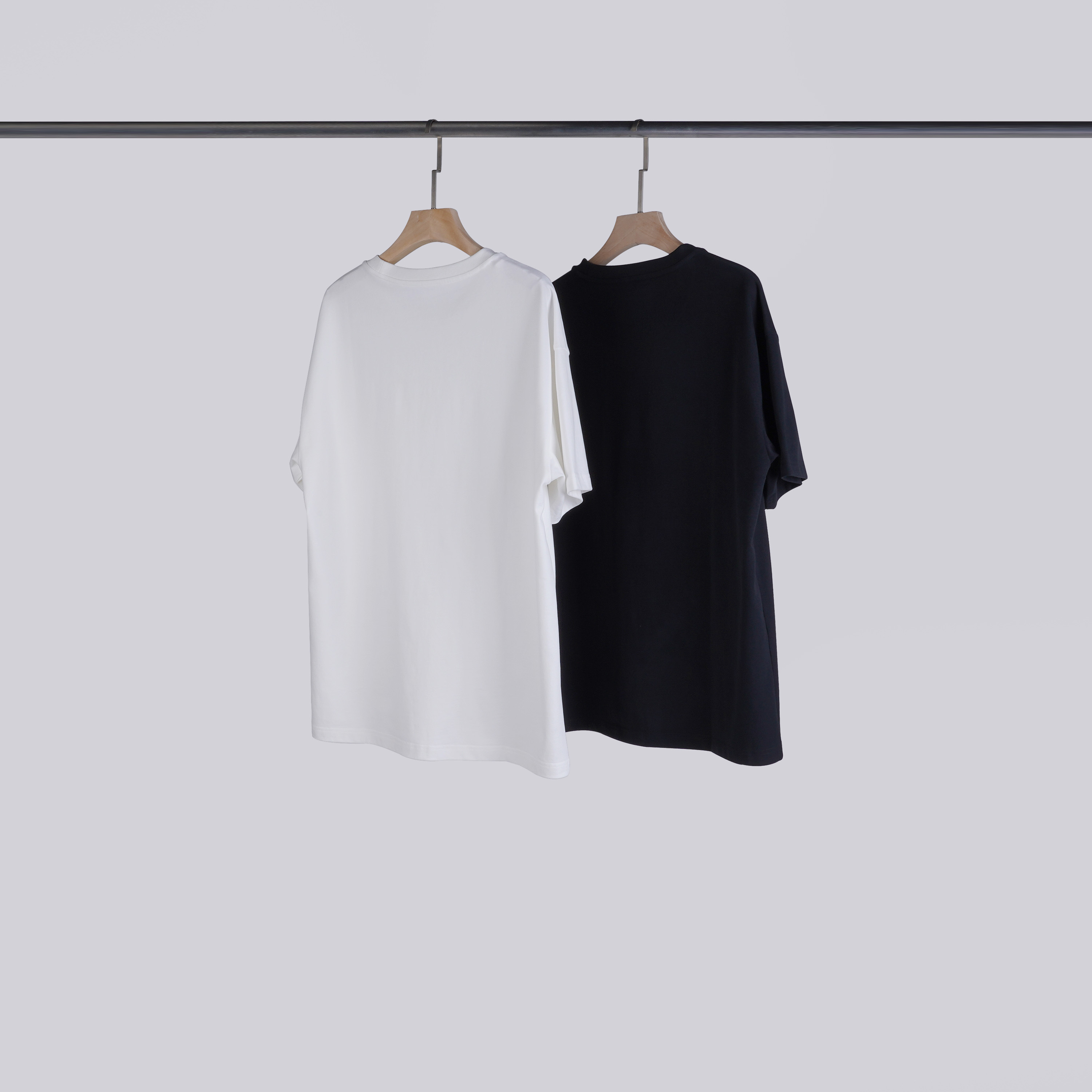 設計感拼接壓紋口袋D釦T | S-L | 2色