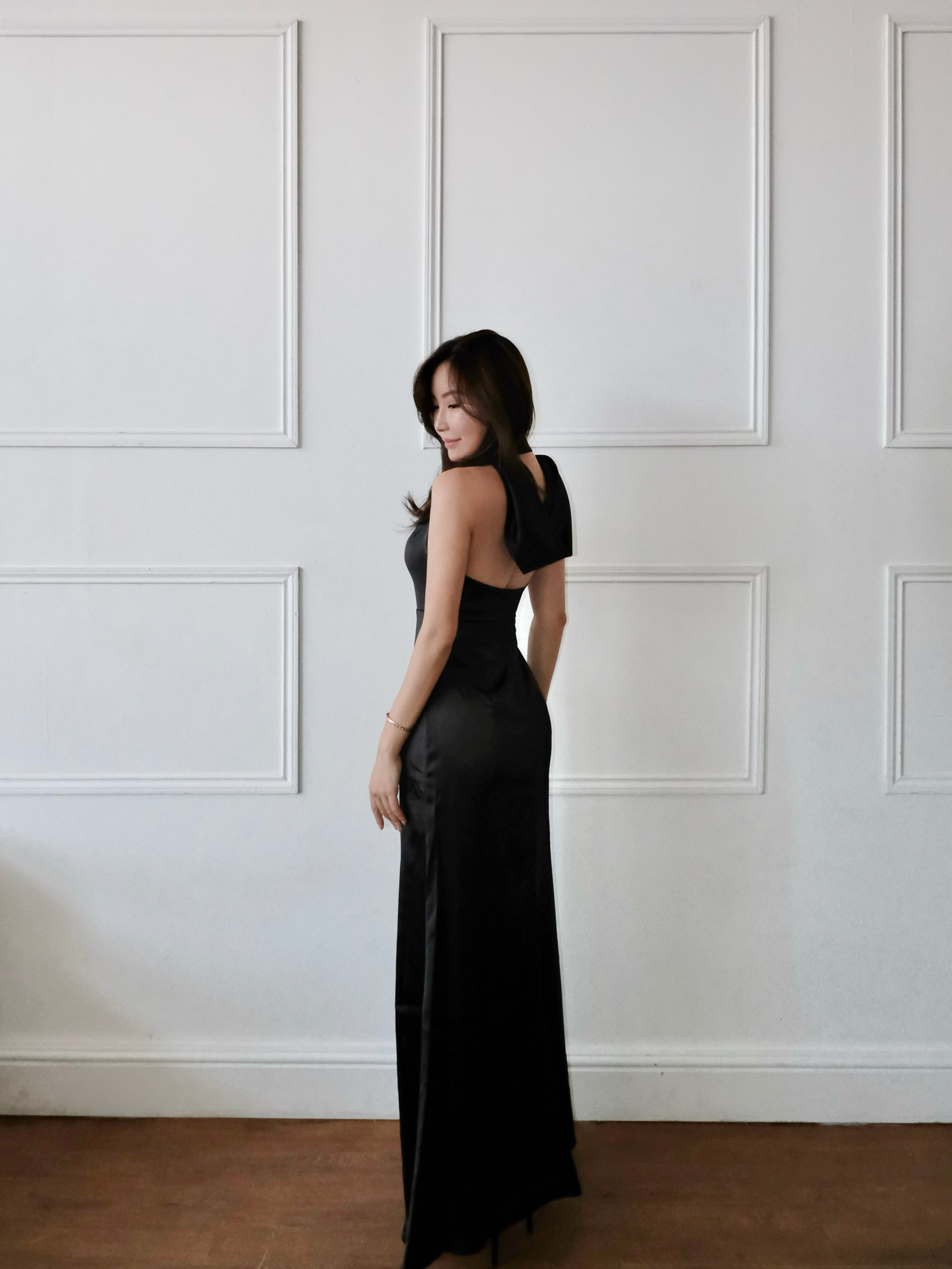 Forest Night 夜森林 緞面露背修身洋裝