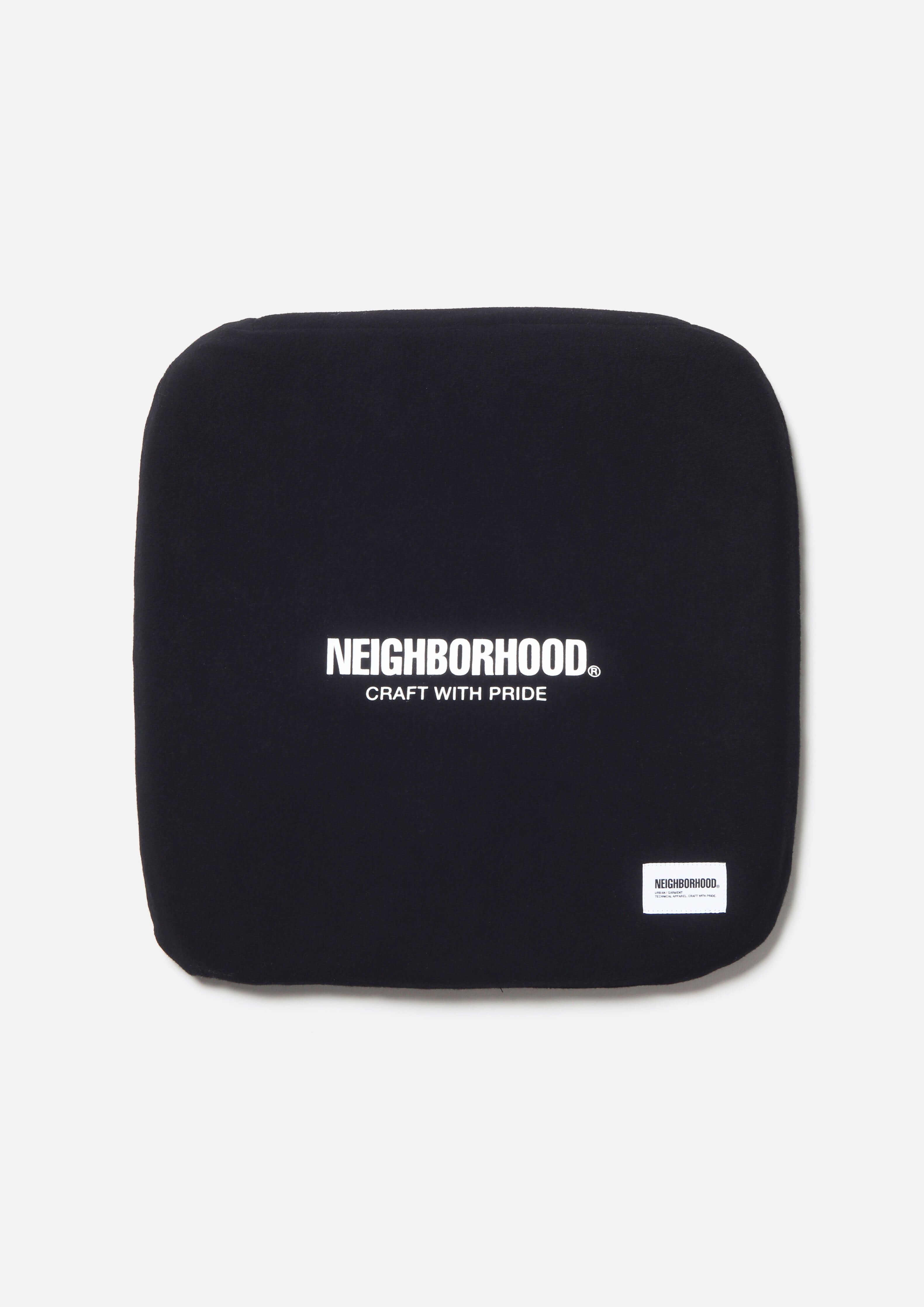 2025AW NEIGHBORHOOD NBHD LOGO SEAT CUSHION 旅行 出國 隨身 坐墊 軟墊 現貨 252MYNH-AC05