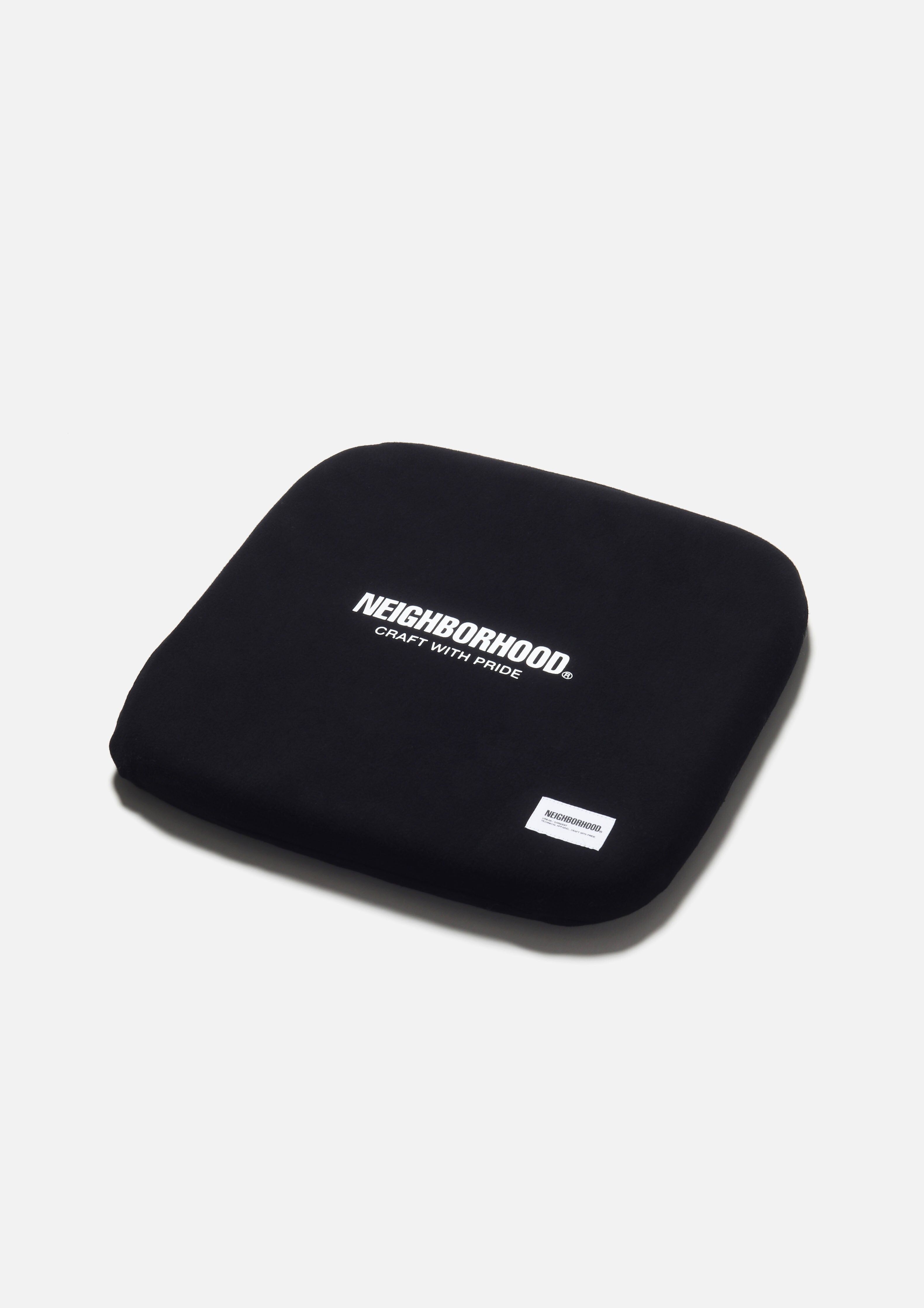 2025AW NEIGHBORHOOD NBHD LOGO SEAT CUSHION 旅行出國隨身坐墊