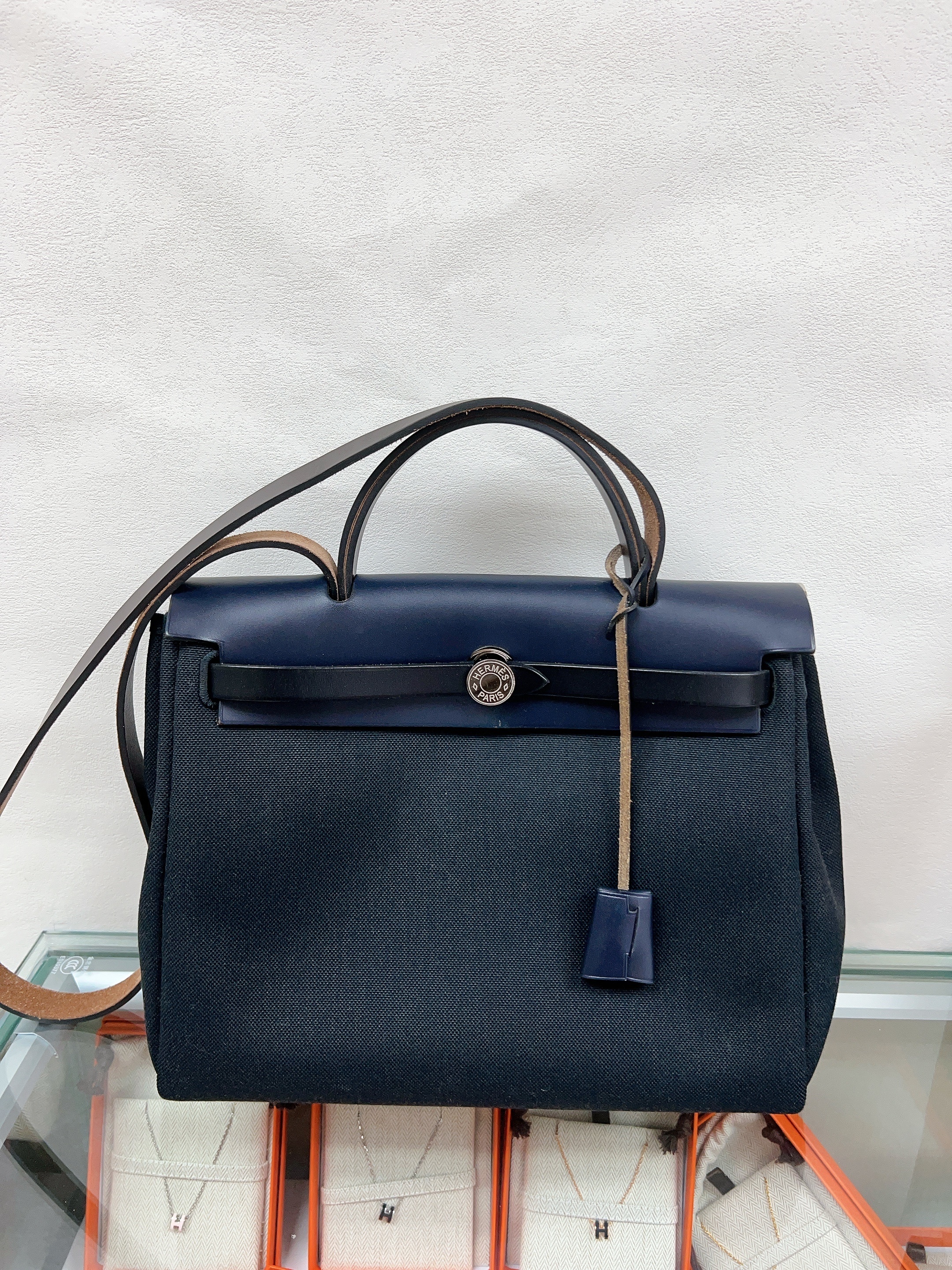 Hermes herbag 31 navy stamp Y