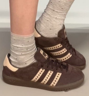 【Luxury】Adidas Bermuda愛迪達 楓葉 秋冬必買 可可色男女款國外限定 奶油色 三條槓 咖