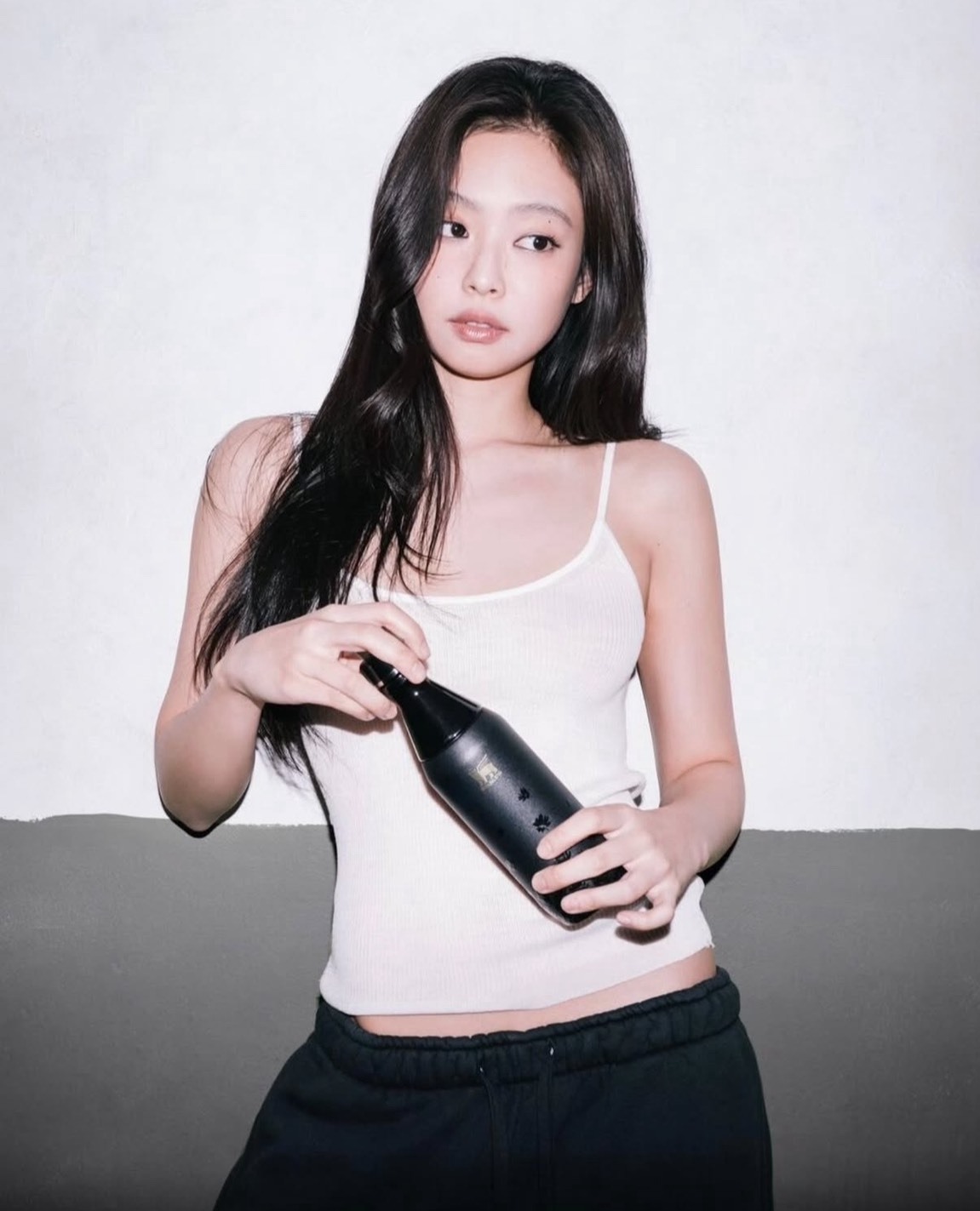Jennie x Stanley 聯名水壺