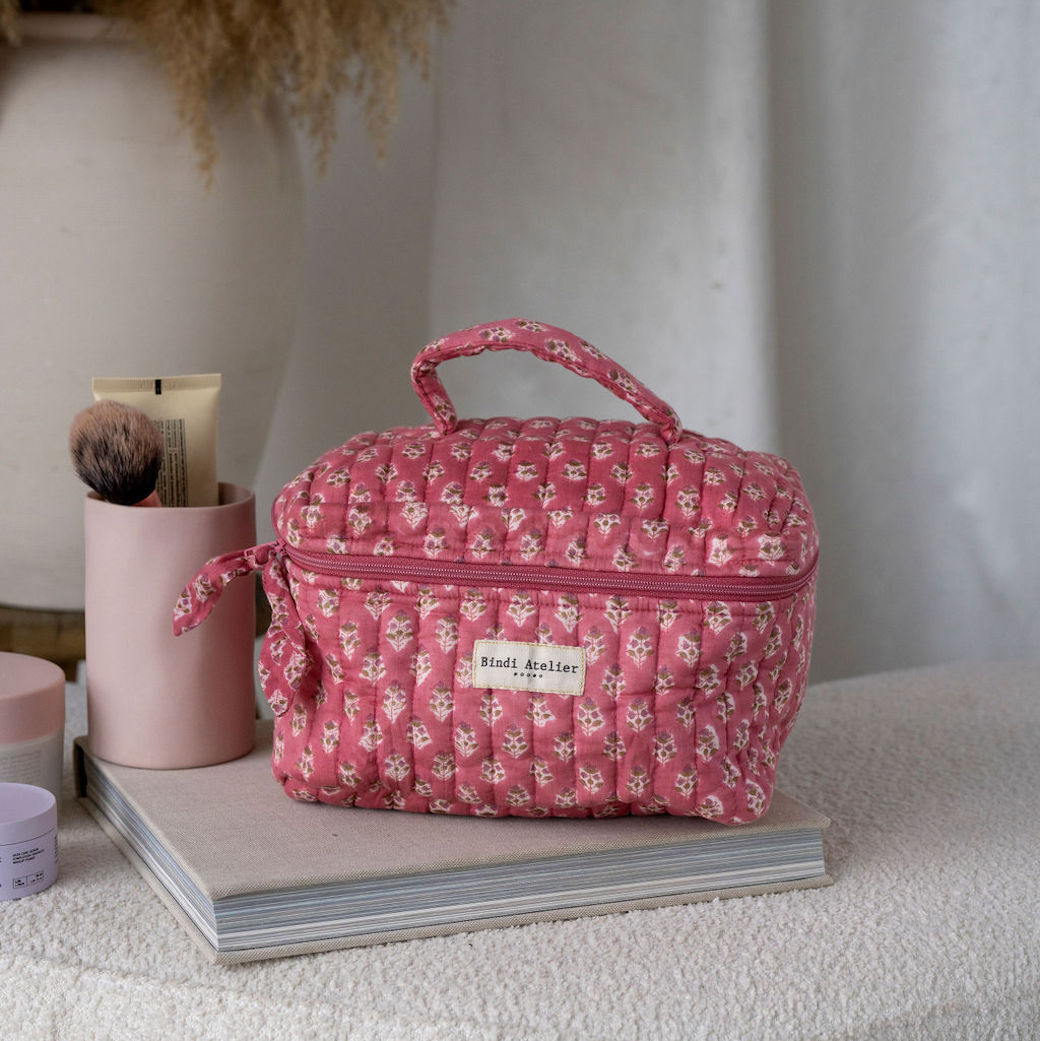 亞提玫瑰紅 | 方塊化妝包