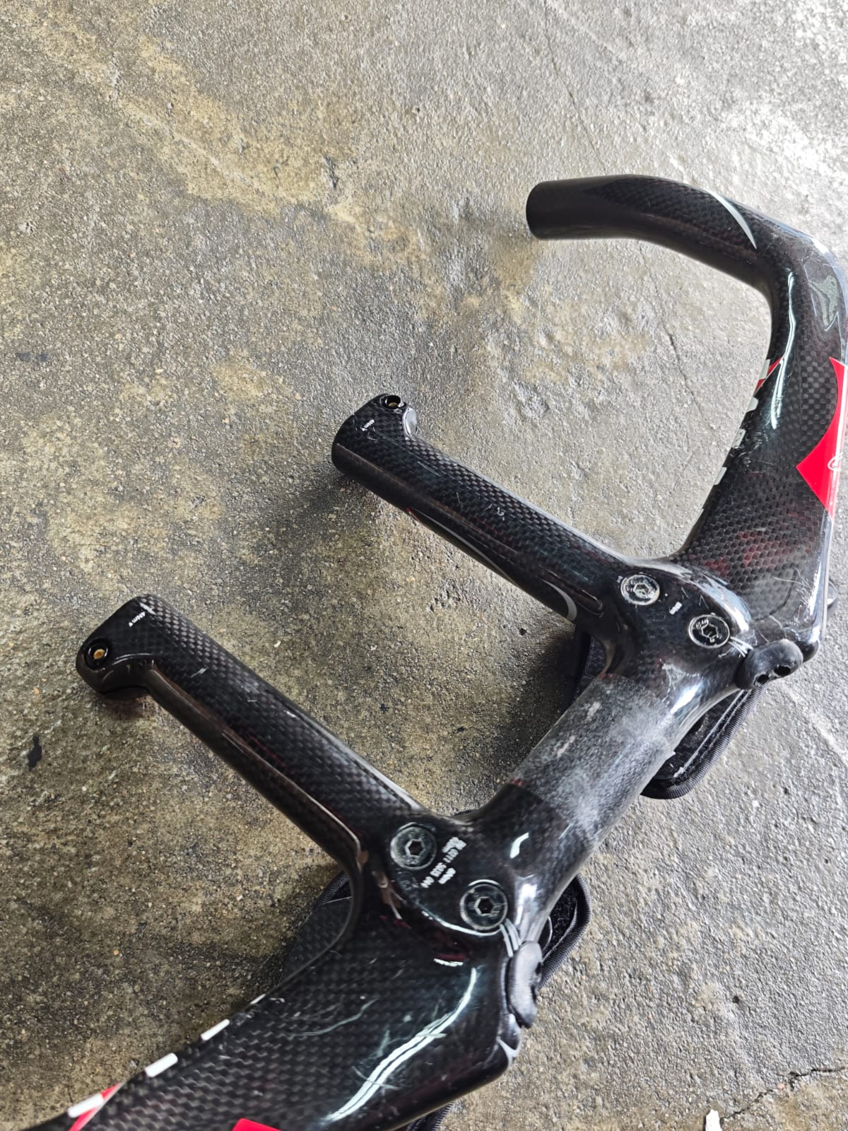 2nd hand ITM full carbon aerobar