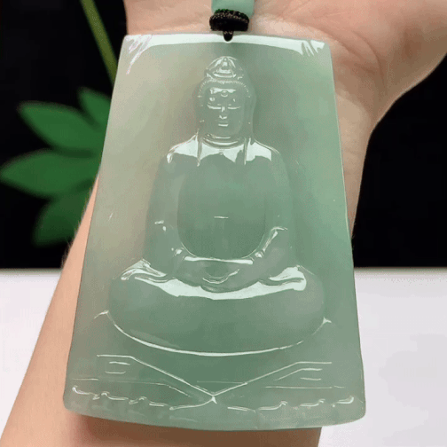 910312 翡翠冰種晴底觀音牌