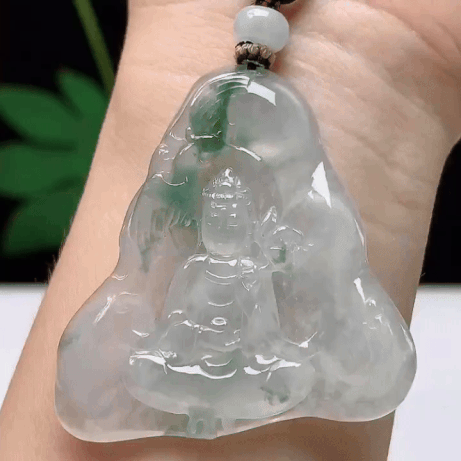 910314 翡翠冰種飄綠御鳳觀音