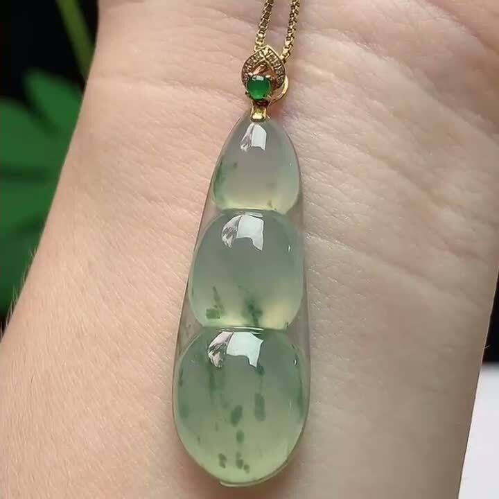 翡翠冰種飄花福豆,天然翡翠A玉, 緬甸玉, Jade, Jadeite