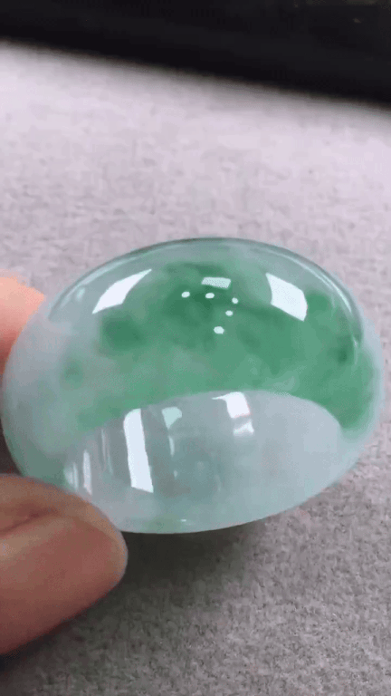 910323 翡翠扳指 (尺寸 20.8mm)