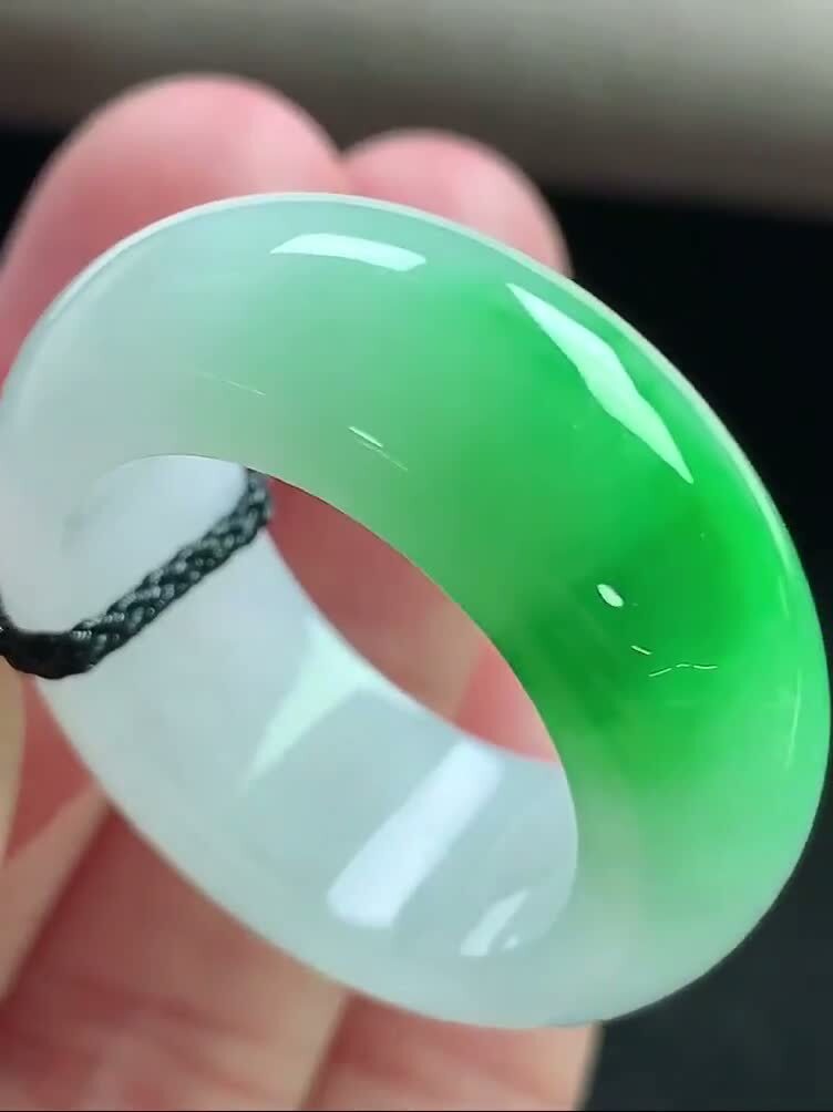 翡翠飄辣綠玉扳指 (港圈 22號),天然翡翠A玉, 緬甸玉, Jade, Jadeite