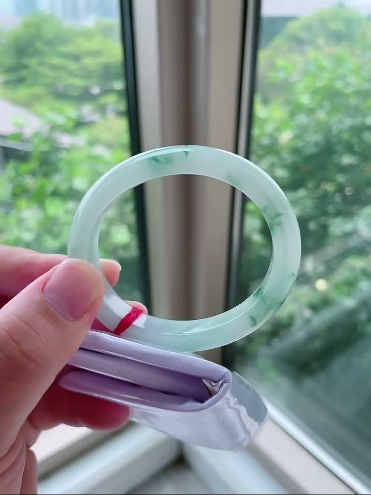 9105852 51mm冰飄花翡翠貴妃手鐲 (50-52)