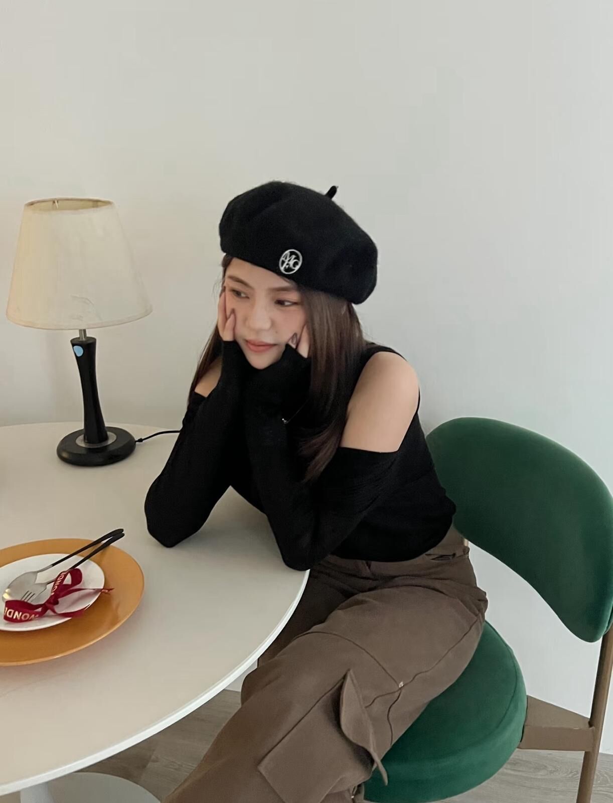 MARITHÉ FRANÇOIS GIRBAUD 畫家帽