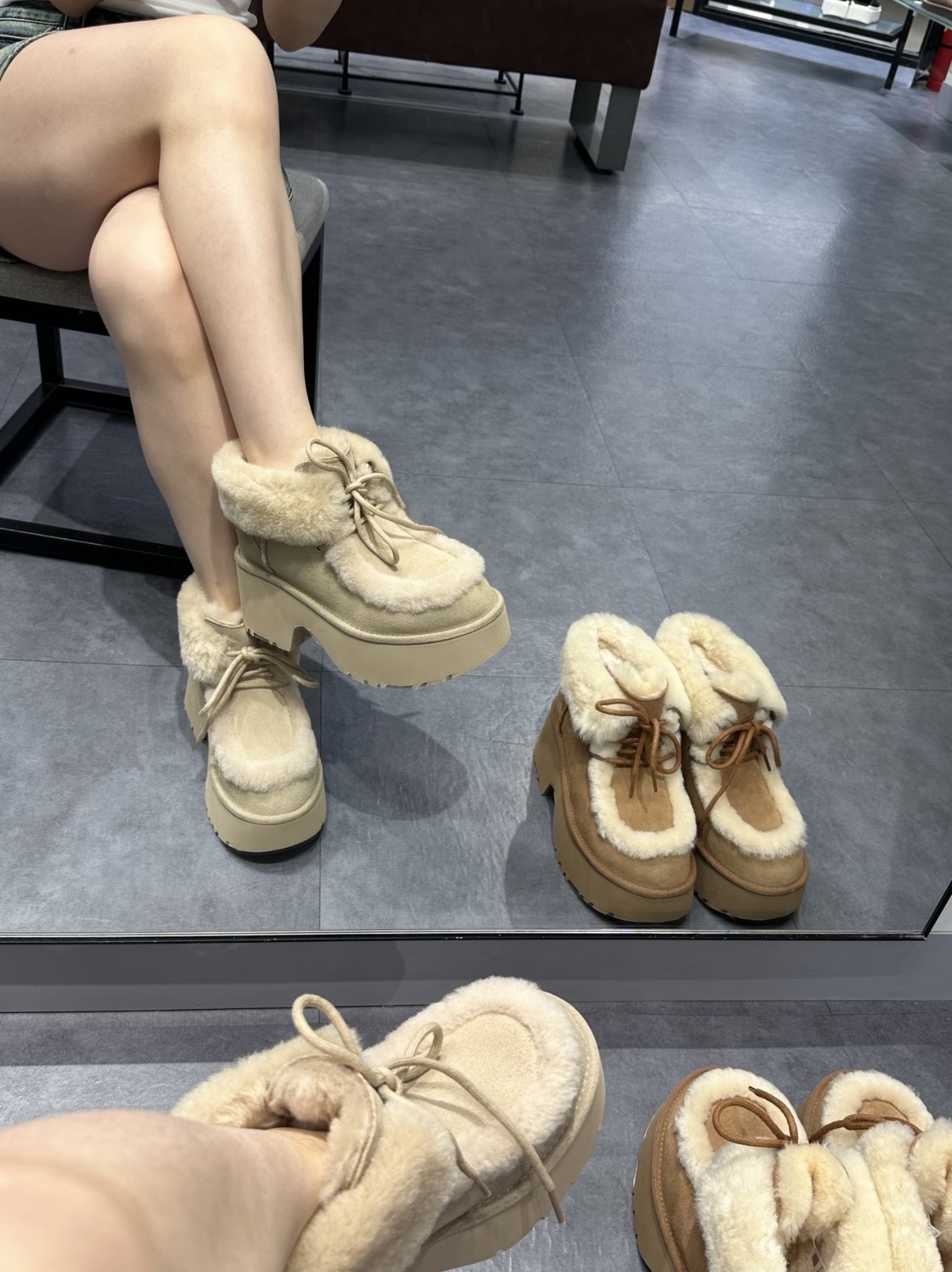 UGG 新款女士厚底溢毛系帶短靴 (Australian Sheppard)