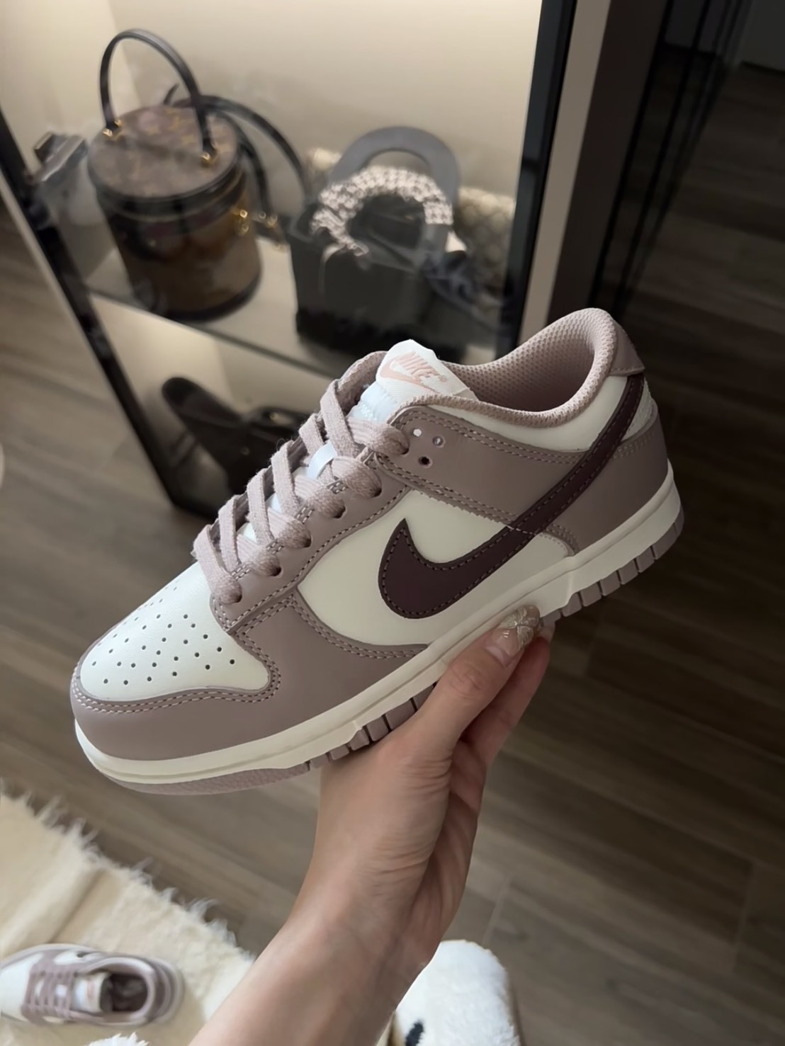 Nike Dunk Low "Diffused Taupe" 紅豆可可 女鞋
