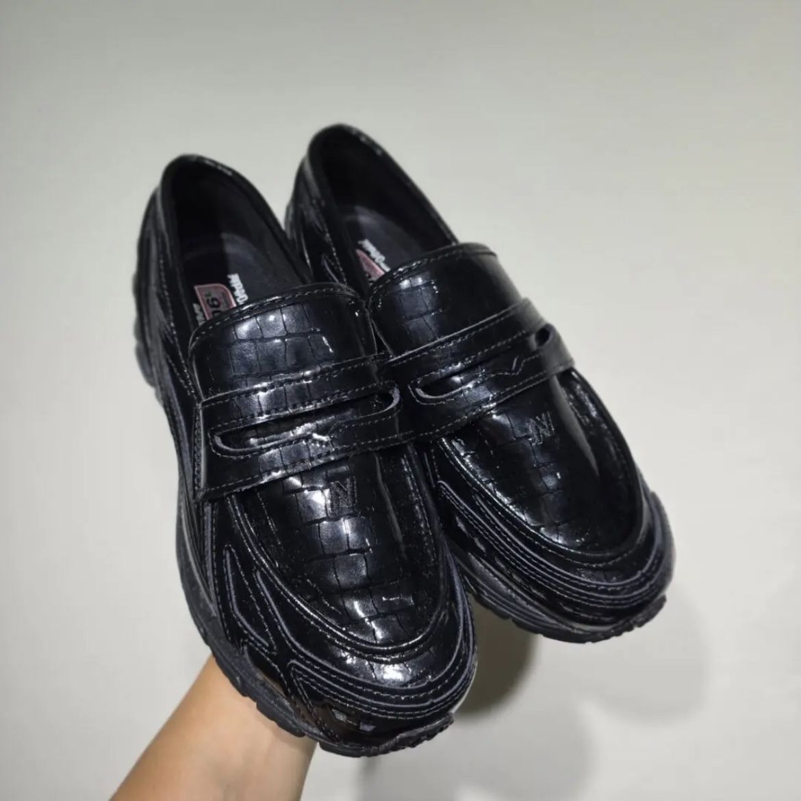 預訂｜NEW BALANCE U1906LCR