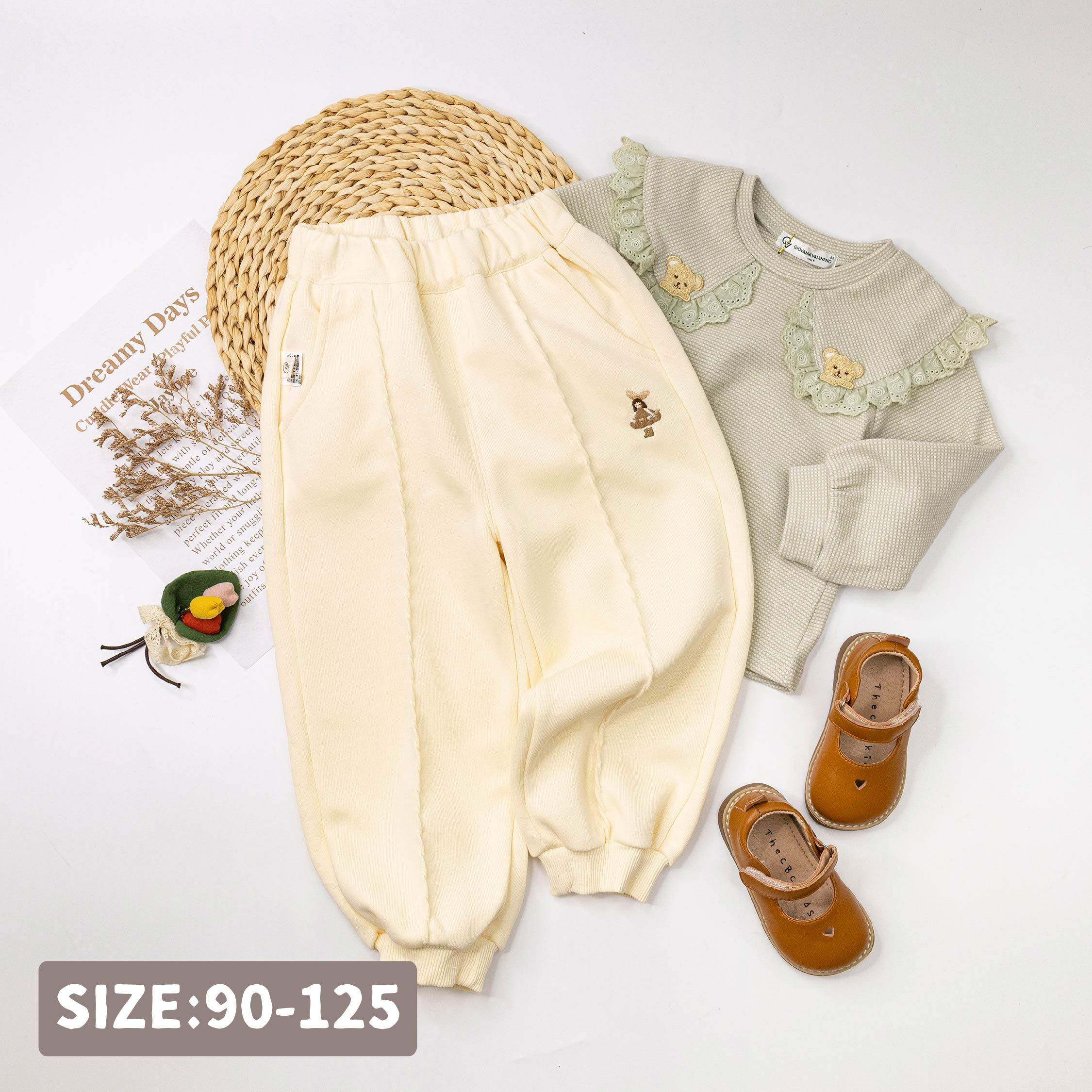 【H55208】小精靈打招呼刺繡設計縮口褲