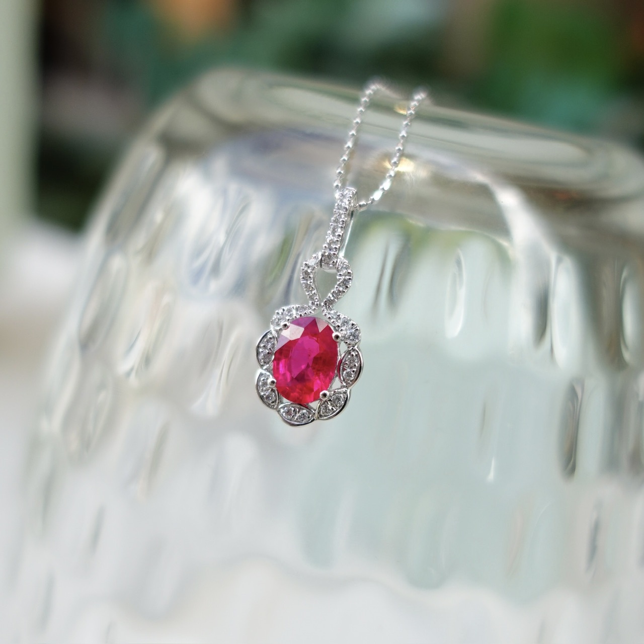 0.87ct天然紅寶石鑽石18K金吊墜-橢圓形