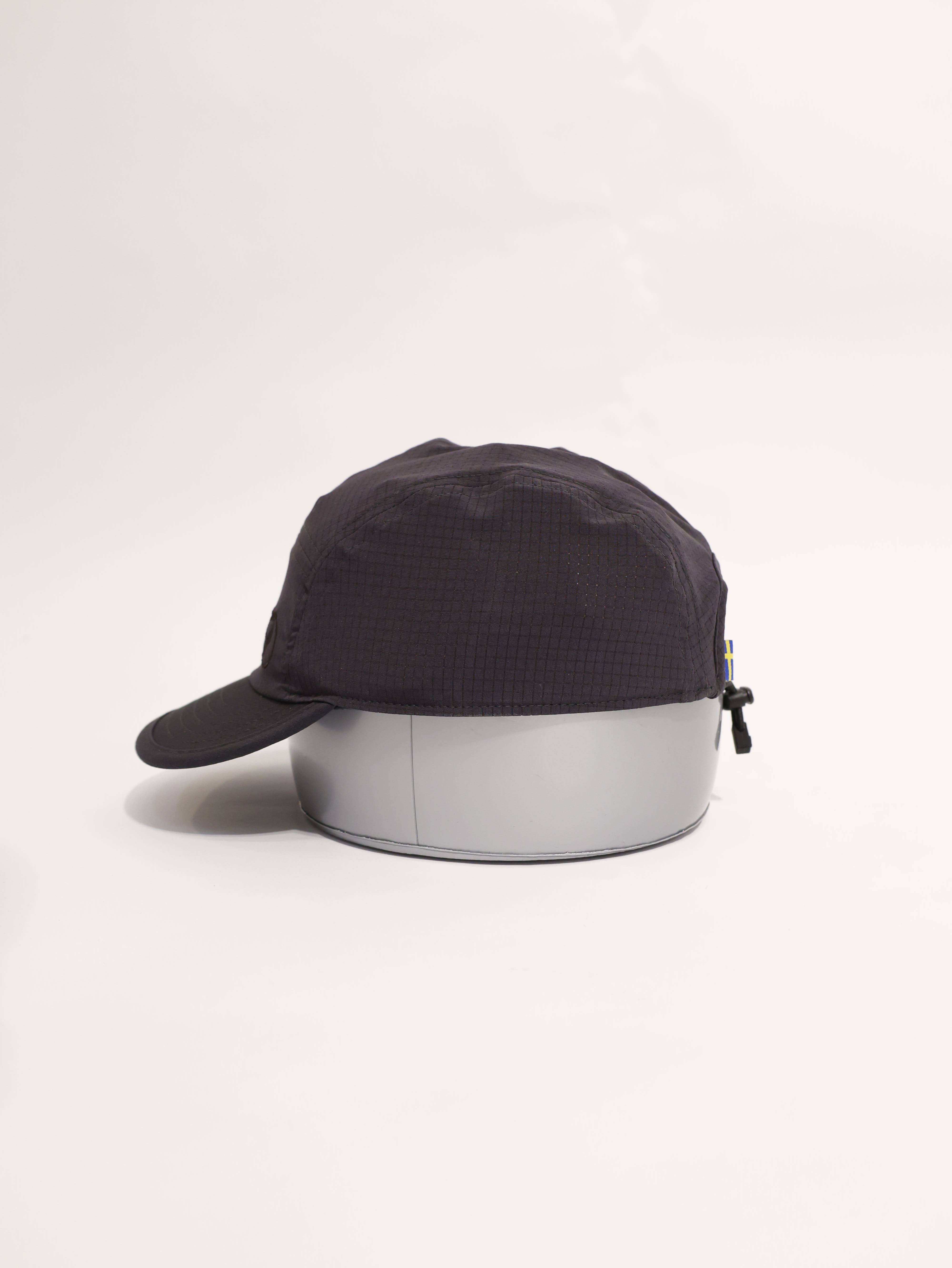 Fjallraven 小狐狸  Abisko Trekking Cap 健行帽 FR13100213