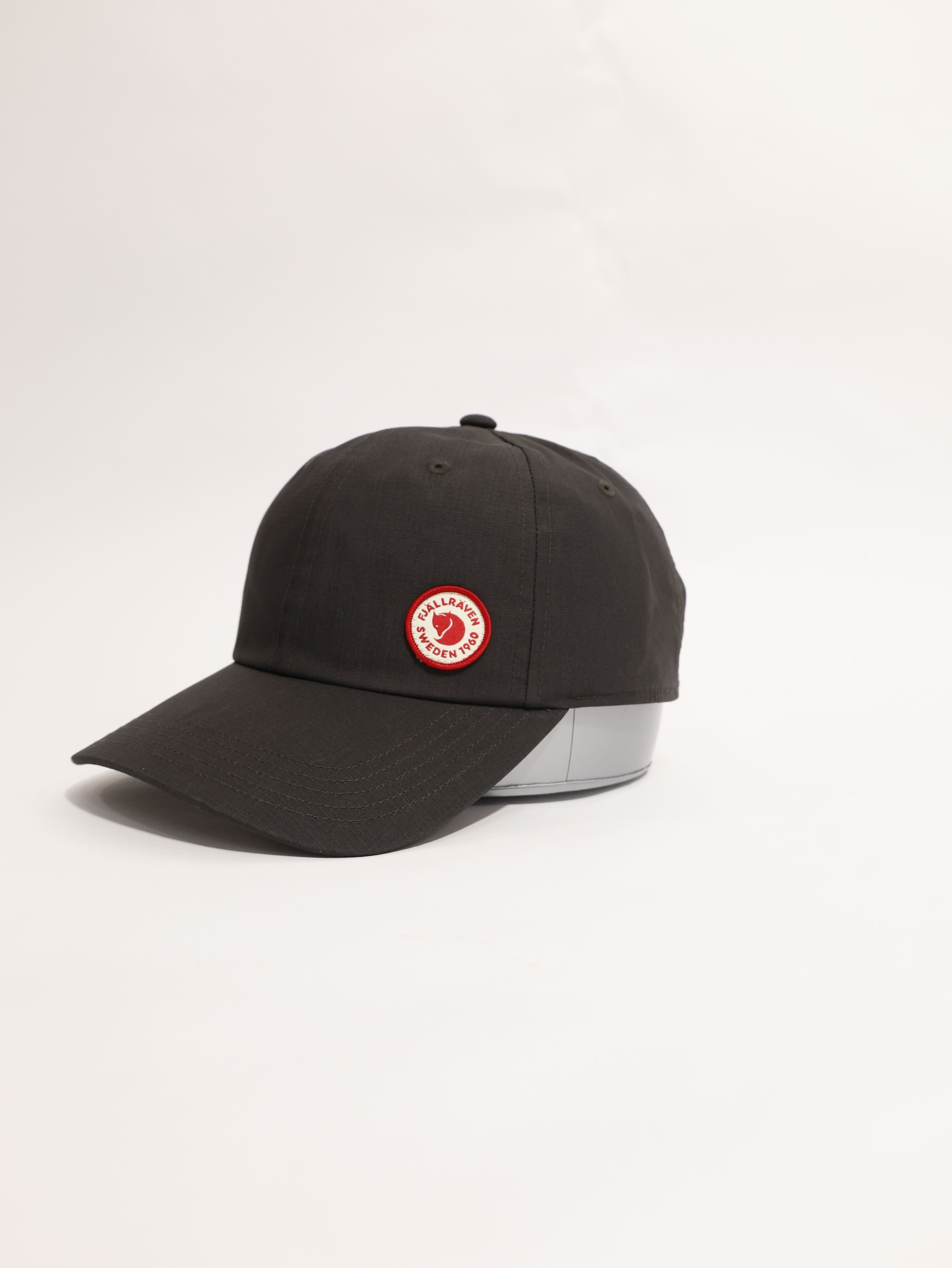 FJALLRAVEN 小狐狸 1960 Logo Cap 棒球帽 FR13100181