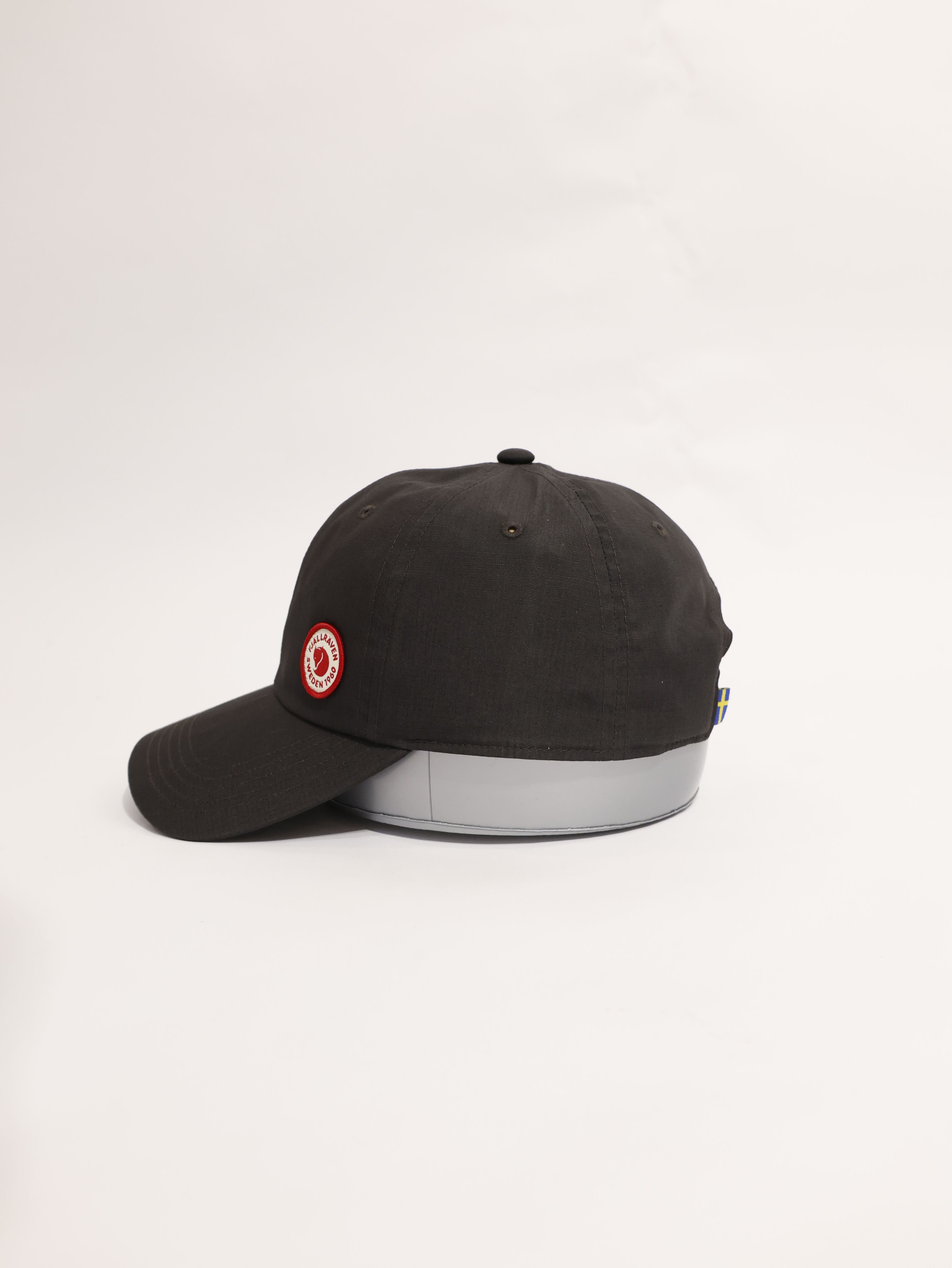 FJALLRAVEN 小狐狸 1960 Logo Cap 棒球帽 FR13100181