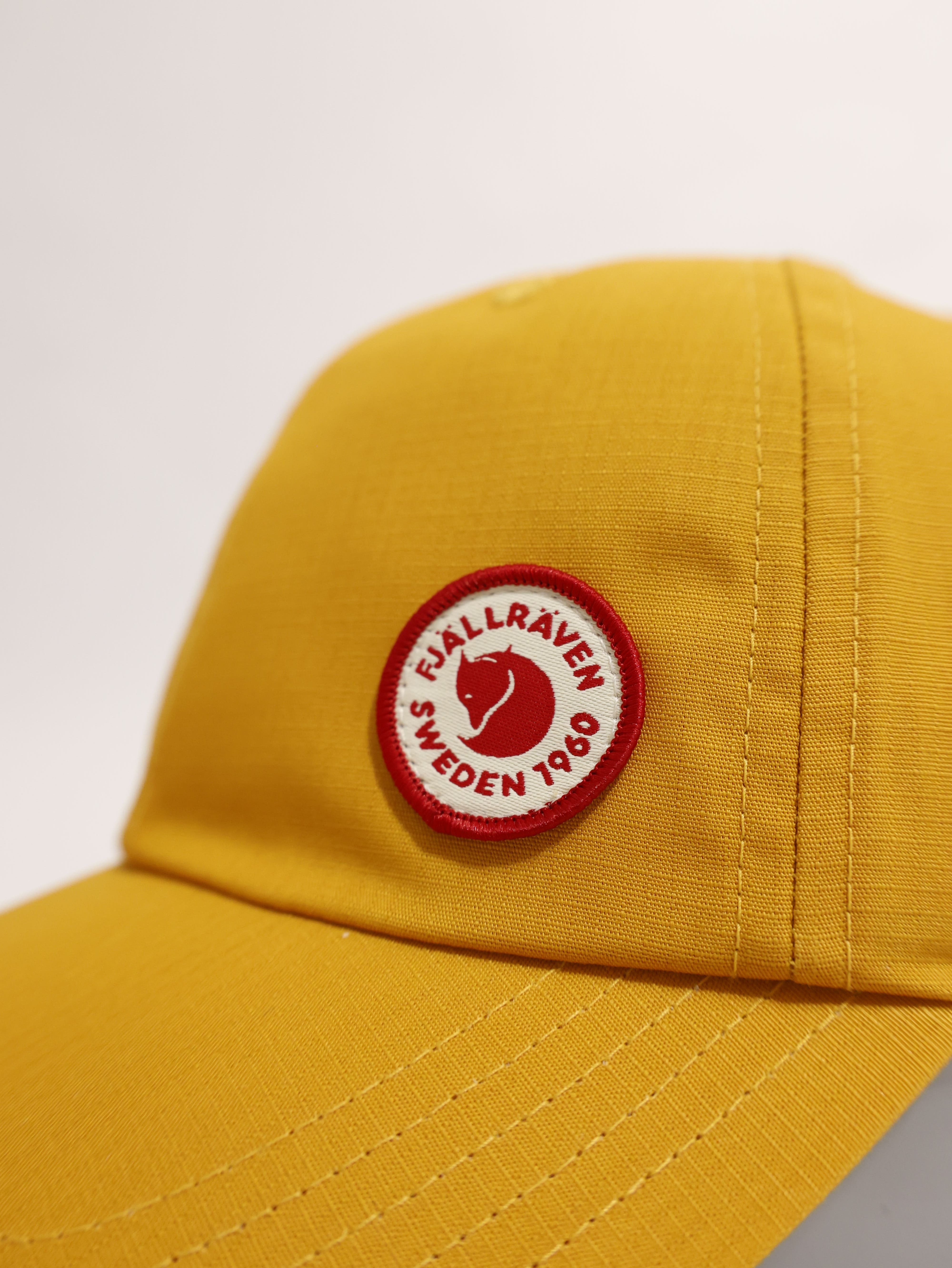 FJALLRAVEN 小狐狸 1960 Logo Cap 棒球帽 FR13100181
