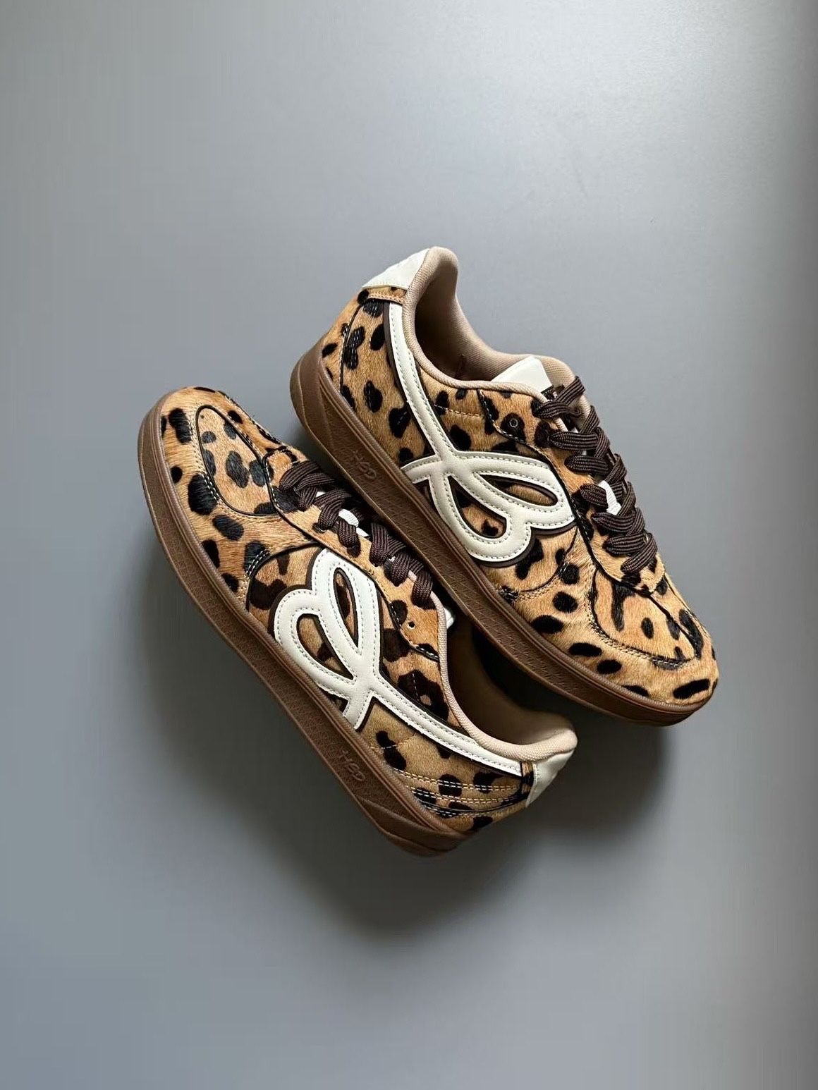 代購-HBD x  WE FLOWER 限定 聯名小花鞋 厚底增高德訓鞋 豹紋款 男女同款