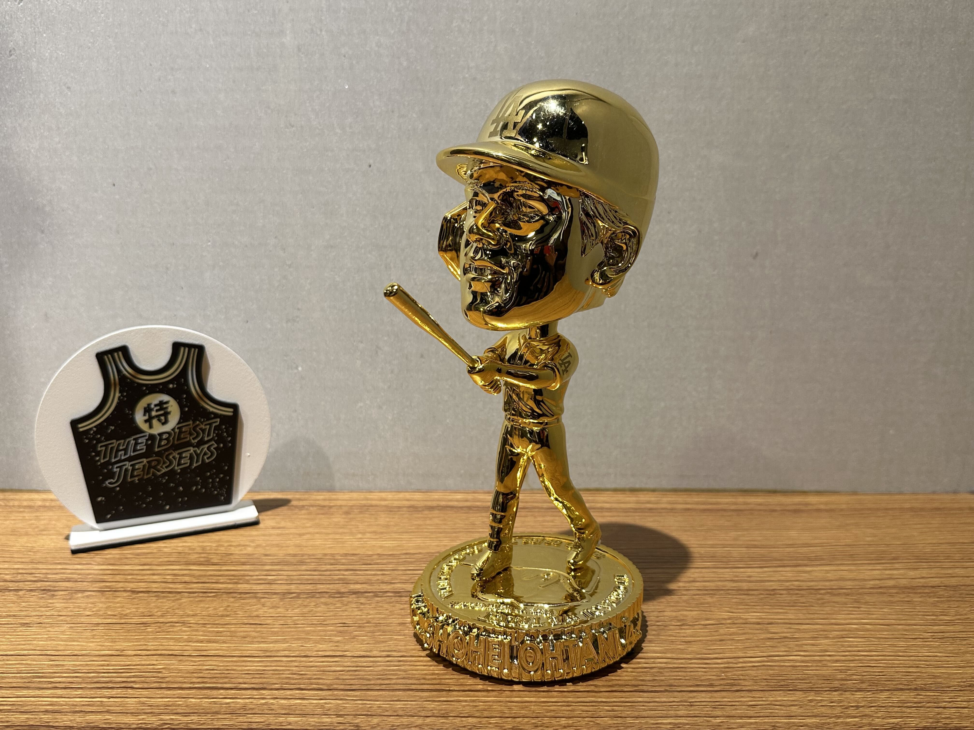 MLB公仔 Shohei Ohtani Los Angeles Dodgers 50 Home Runs & 50 Stolen Bases Golden 洛杉磯道奇 50/50俱樂部 純金 大頭 公仔 Foco Bighead Bobblehead 搖頭娃娃 全新含盒裝 全球限量250組