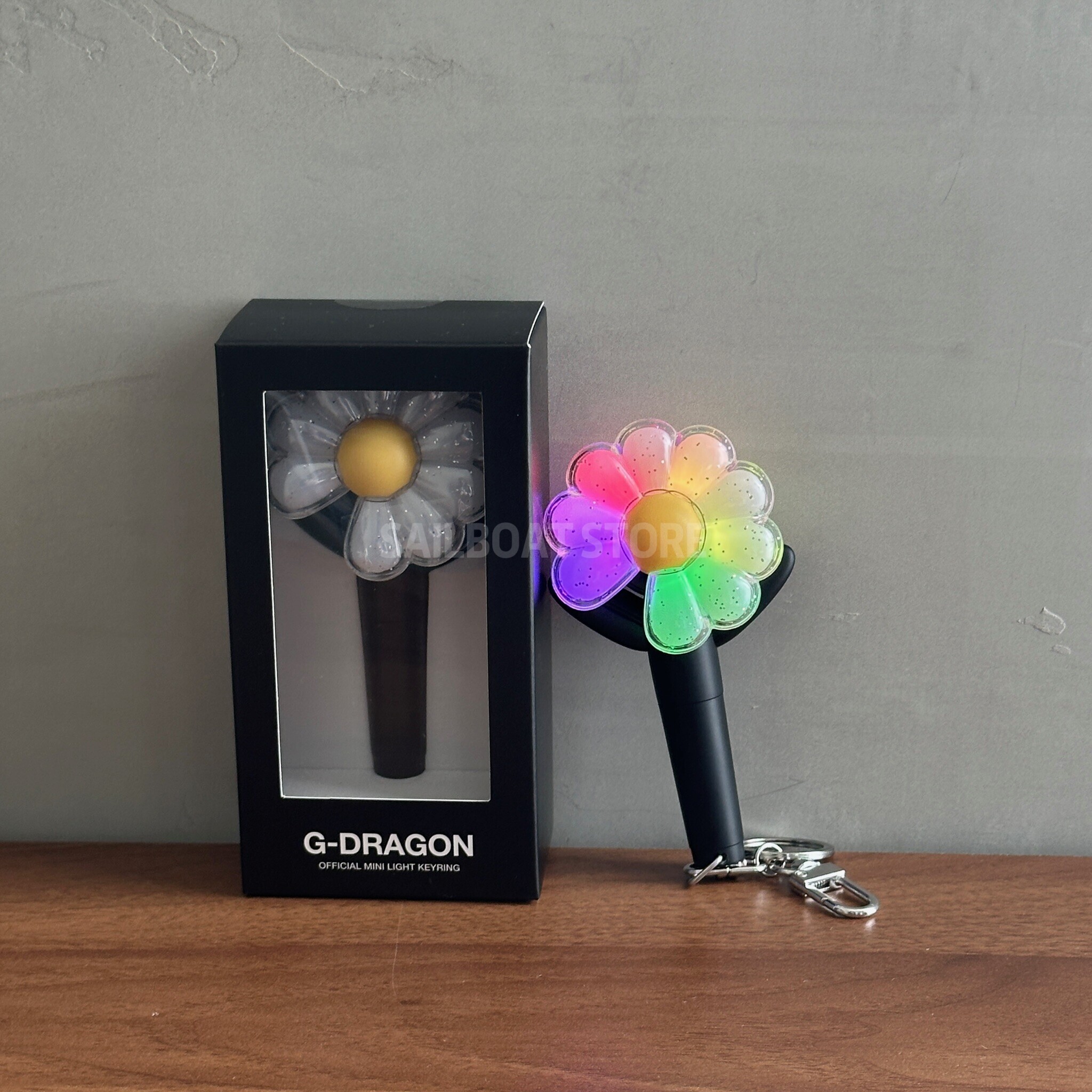 現貨供應 🇯🇵權志龍 G-Dragon GD 迷你手燈鑰匙圈