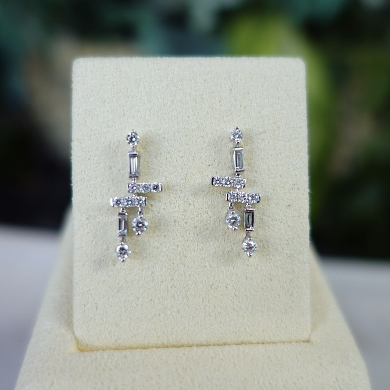 18K金鑽石耳釘 - 垂簾