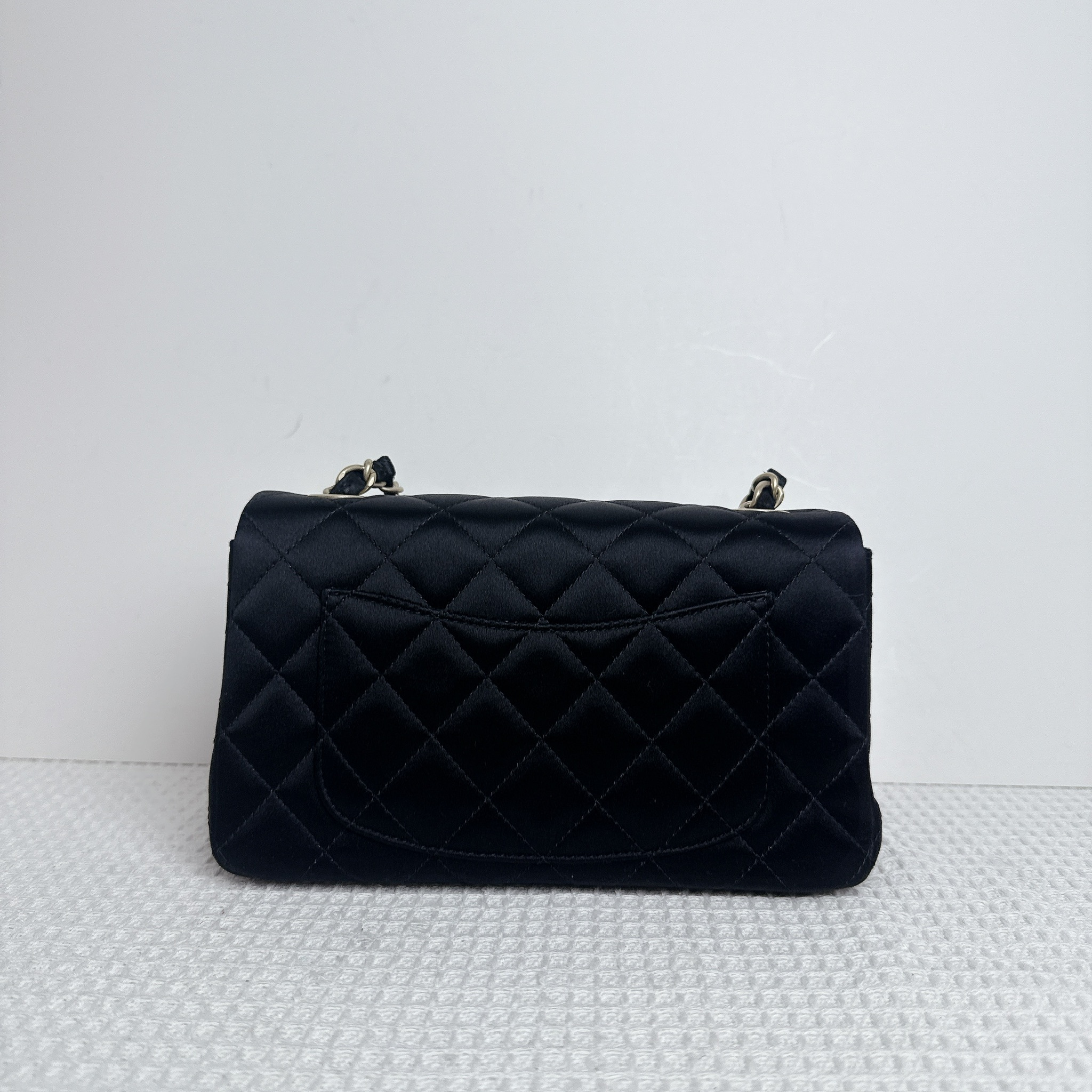 Chanel Classic Flap 20 cm - Black / Ghw