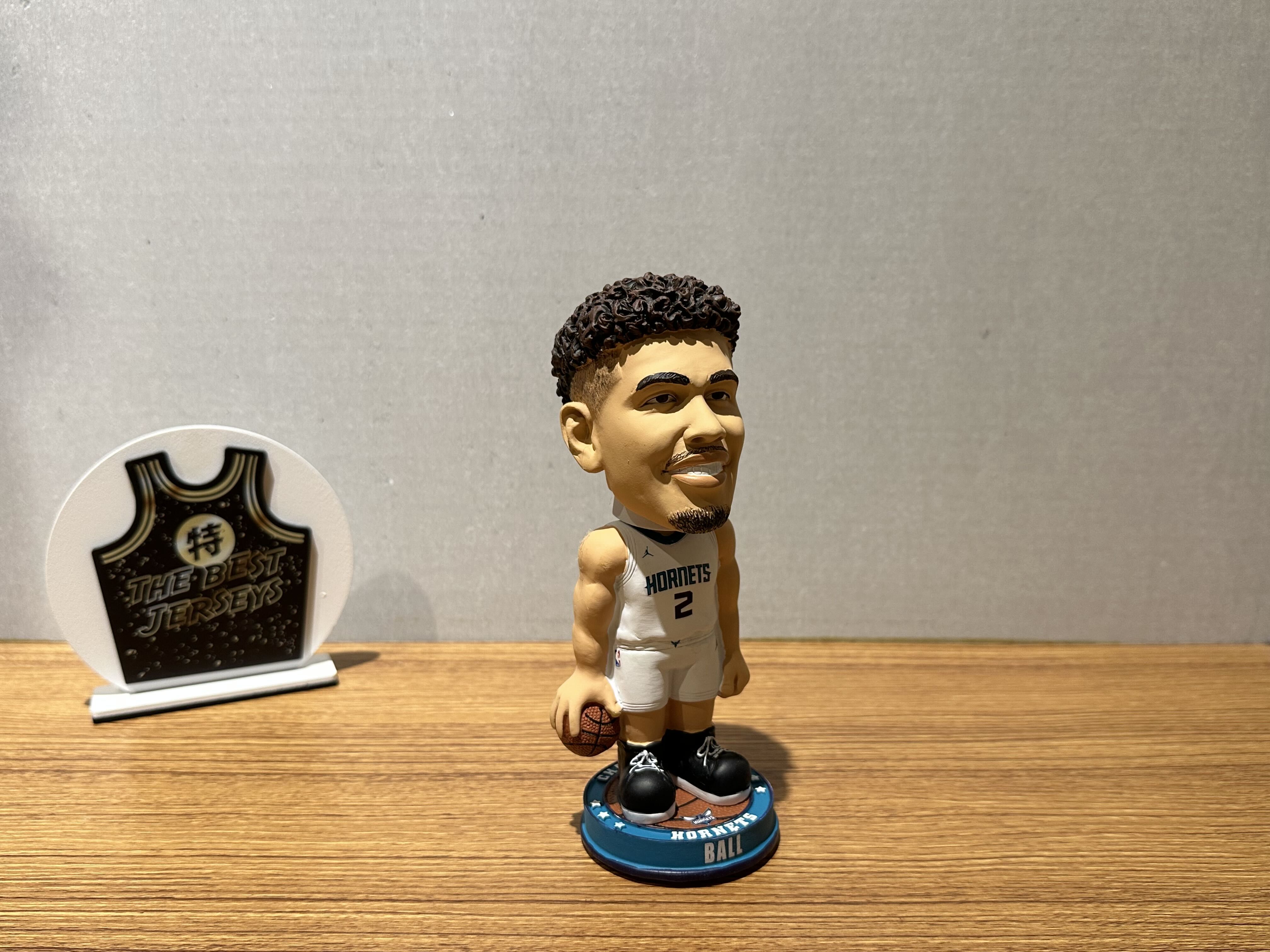 NBA公仔 Lamelo Ball Charlotte Hornets 夏洛特黃蜂 球哥 肌肉男 公仔 Foco Bobblehead 搖頭娃娃 全新含盒裝
