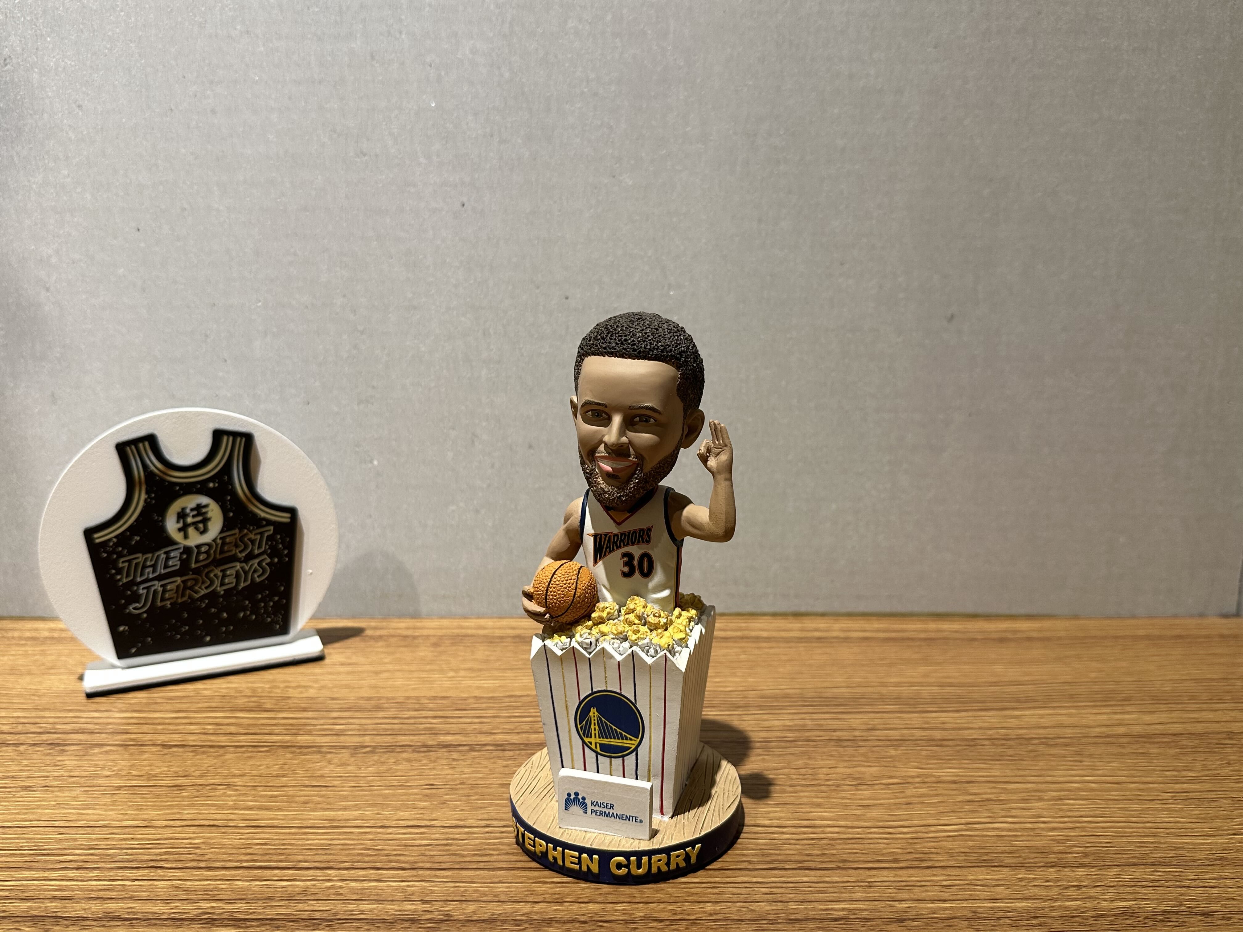 NBA公仔 Stephen Curry Golden State Warriors 金州勇士 爆米花 進場限定 公仔 SGA Bobblehead 搖頭娃娃 全新含盒裝