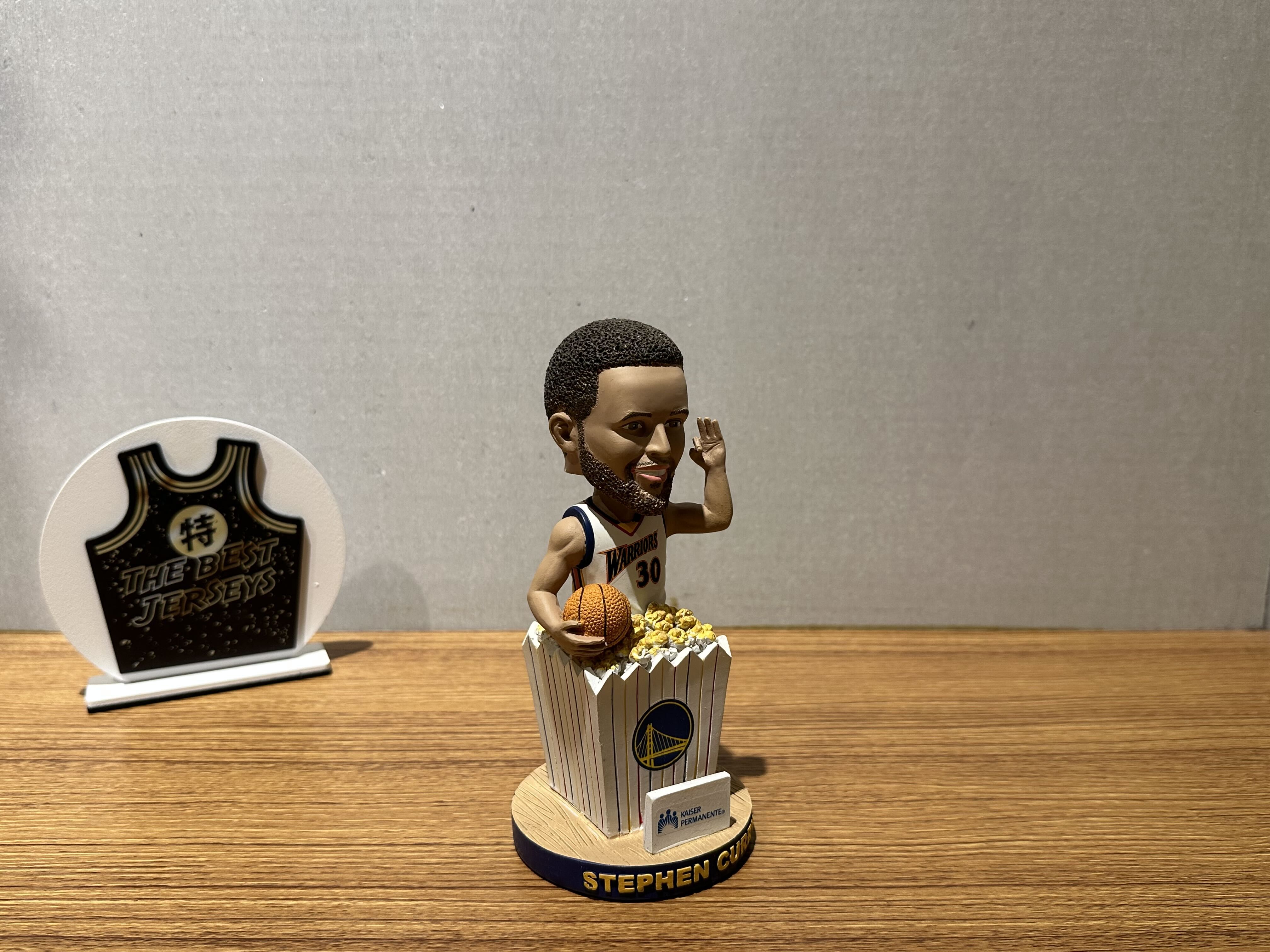 NBA公仔 Stephen Curry Golden State Warriors 金州勇士 爆米花 進場限定 公仔 SGA Bobblehead 搖頭娃娃 全新含盒裝