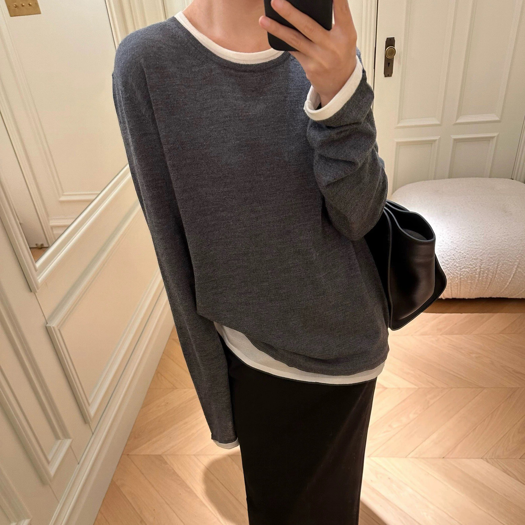 配色假兩件造型圓領長袖休閒上衣-F / 2色 (Elegant & Love)