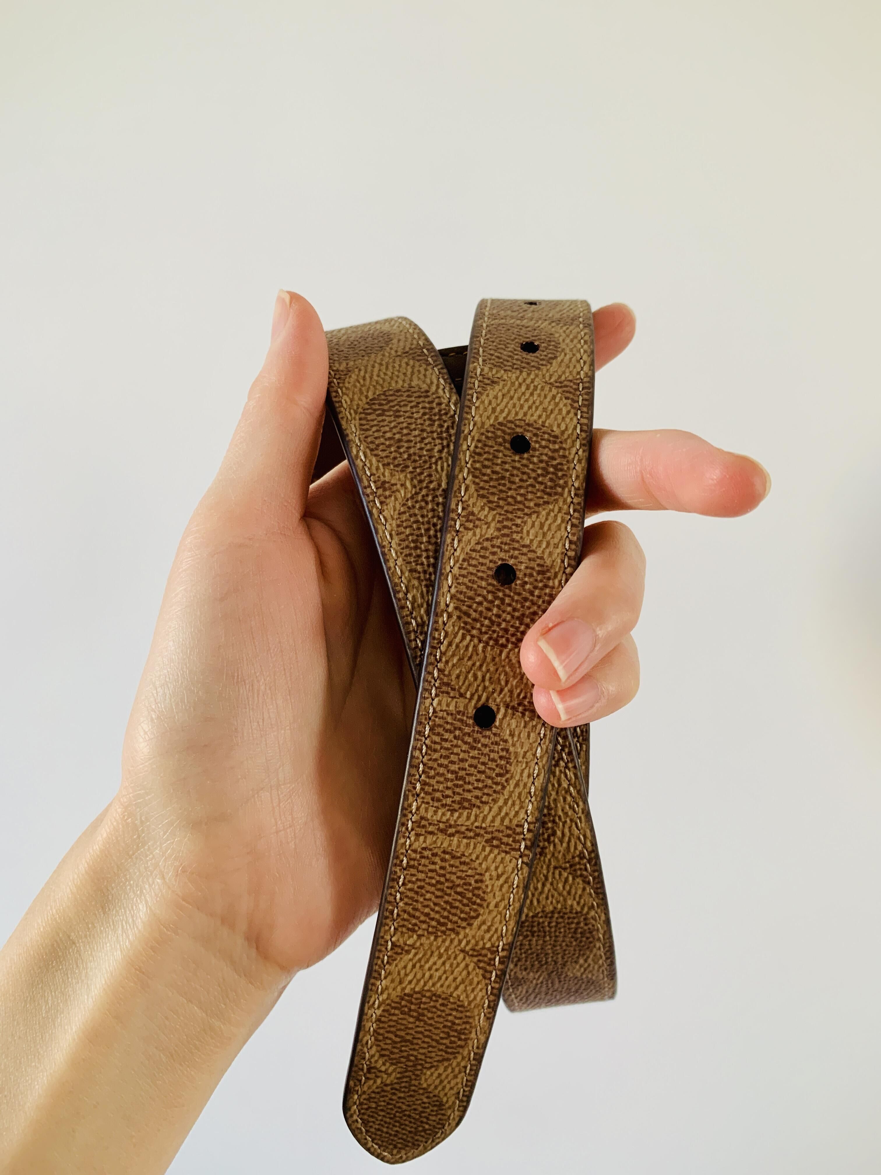 代購-COACH Logo標識 塗層帆布 皮帶 女款 金色/棕褐色/棕色 寬2.5cm