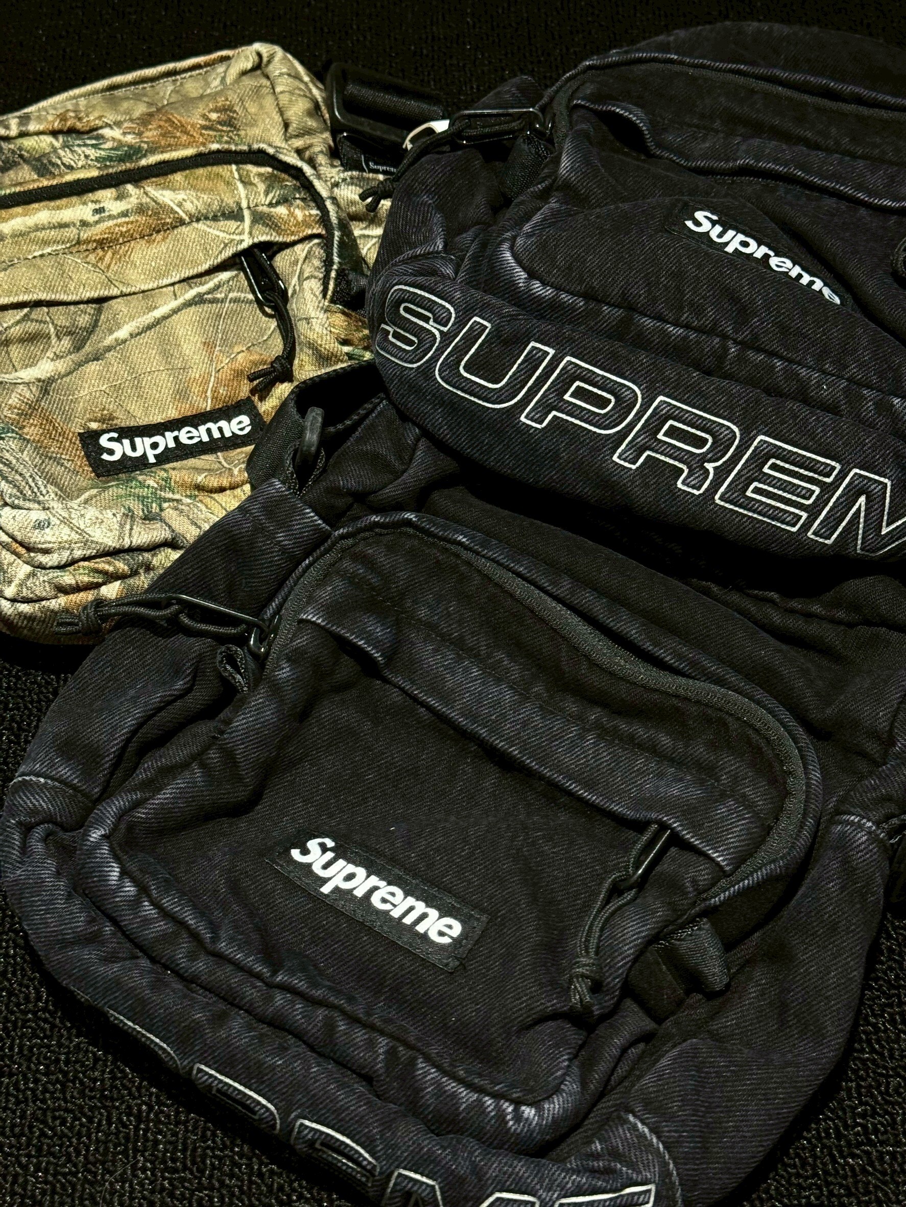Supreme Shoulder Bag 大型肩背包