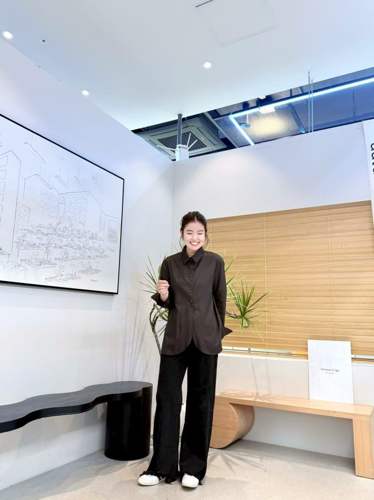 AB50101 人字型下擺滑感恤衫