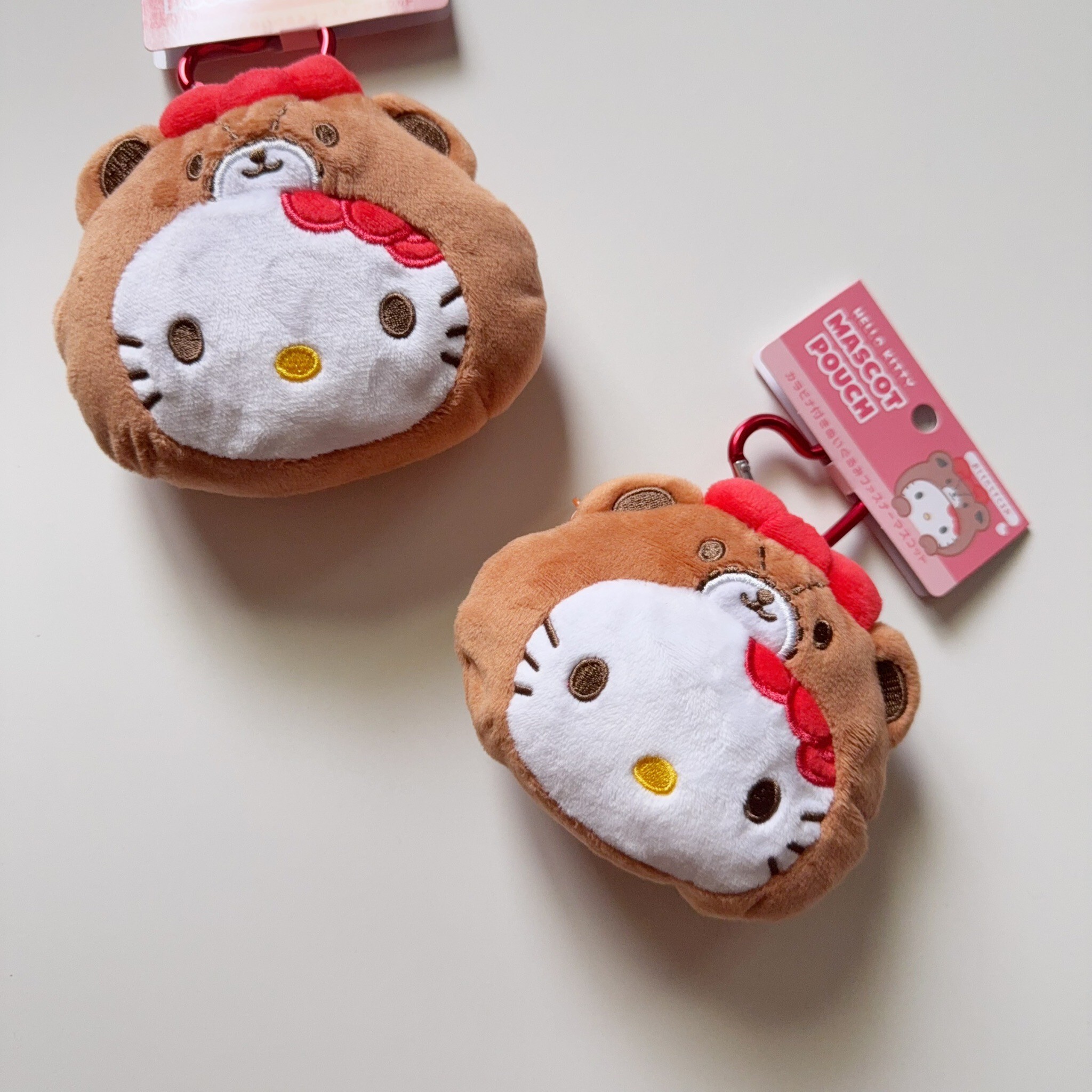Sanrio 日本限定 熊造型 Hello Kitty 渡假風 凱蒂貓 收納包 零錢包 小包 小物收納