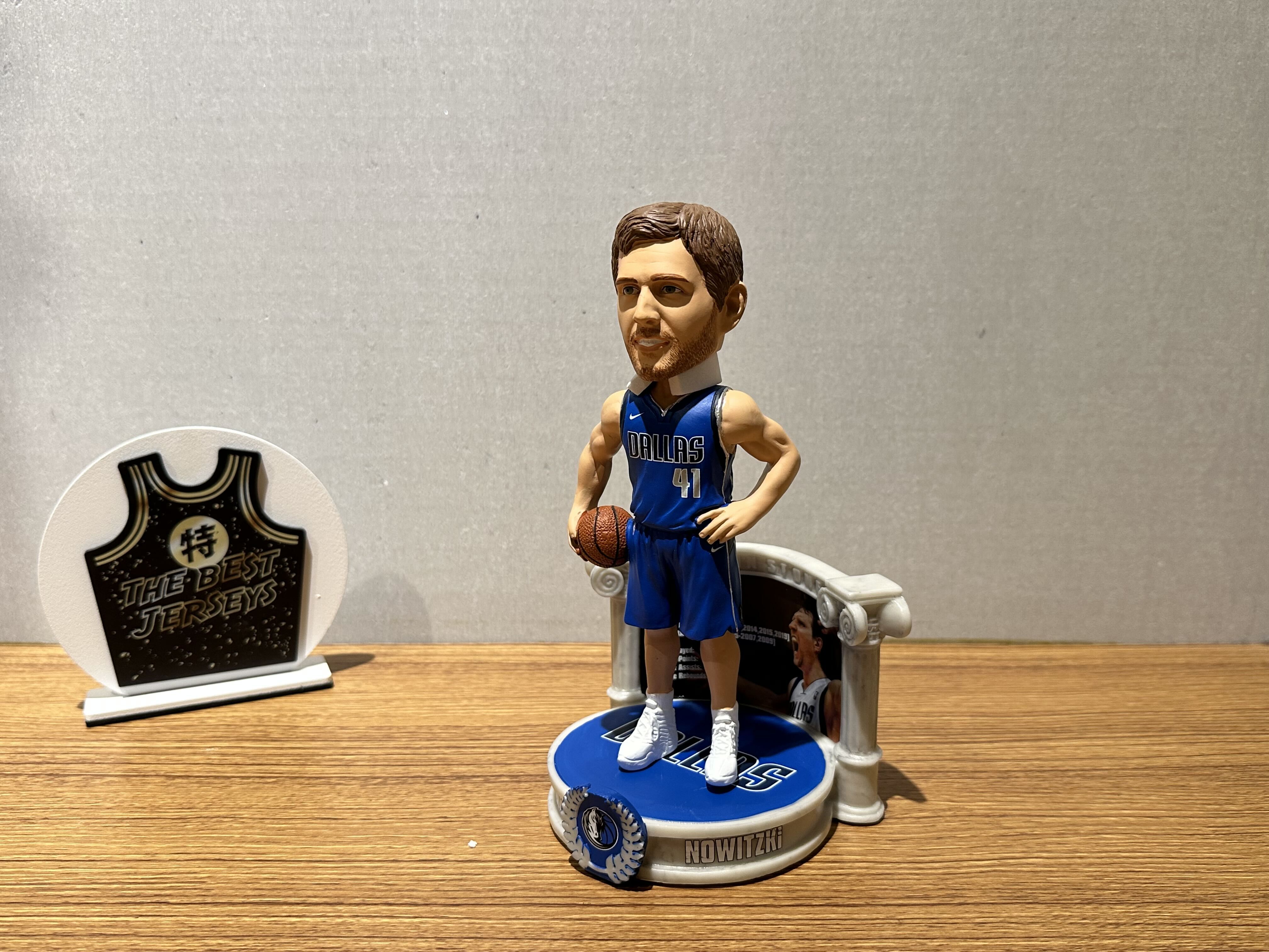 NBA公仔 Dirk Nowitzki Dallas Mavericks 達拉斯小牛 名人堂 司機 公仔 Foco Bobblehead 搖頭娃娃 全新含盒裝