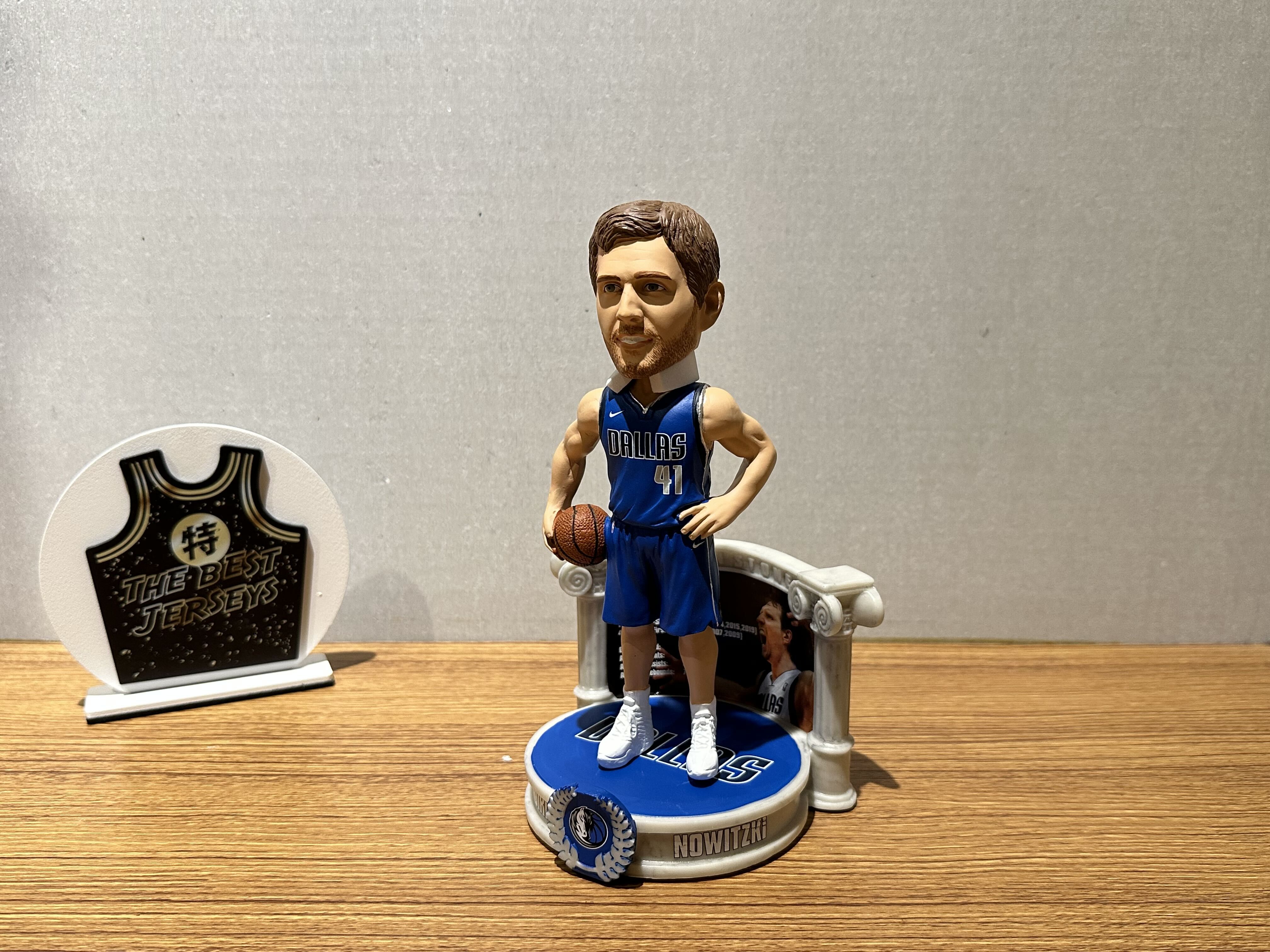 NBA公仔 Dirk Nowitzki Dallas Mavericks 達拉斯小牛 名人堂 司機 公仔 Foco Bobblehead 搖頭娃娃 全新含盒裝