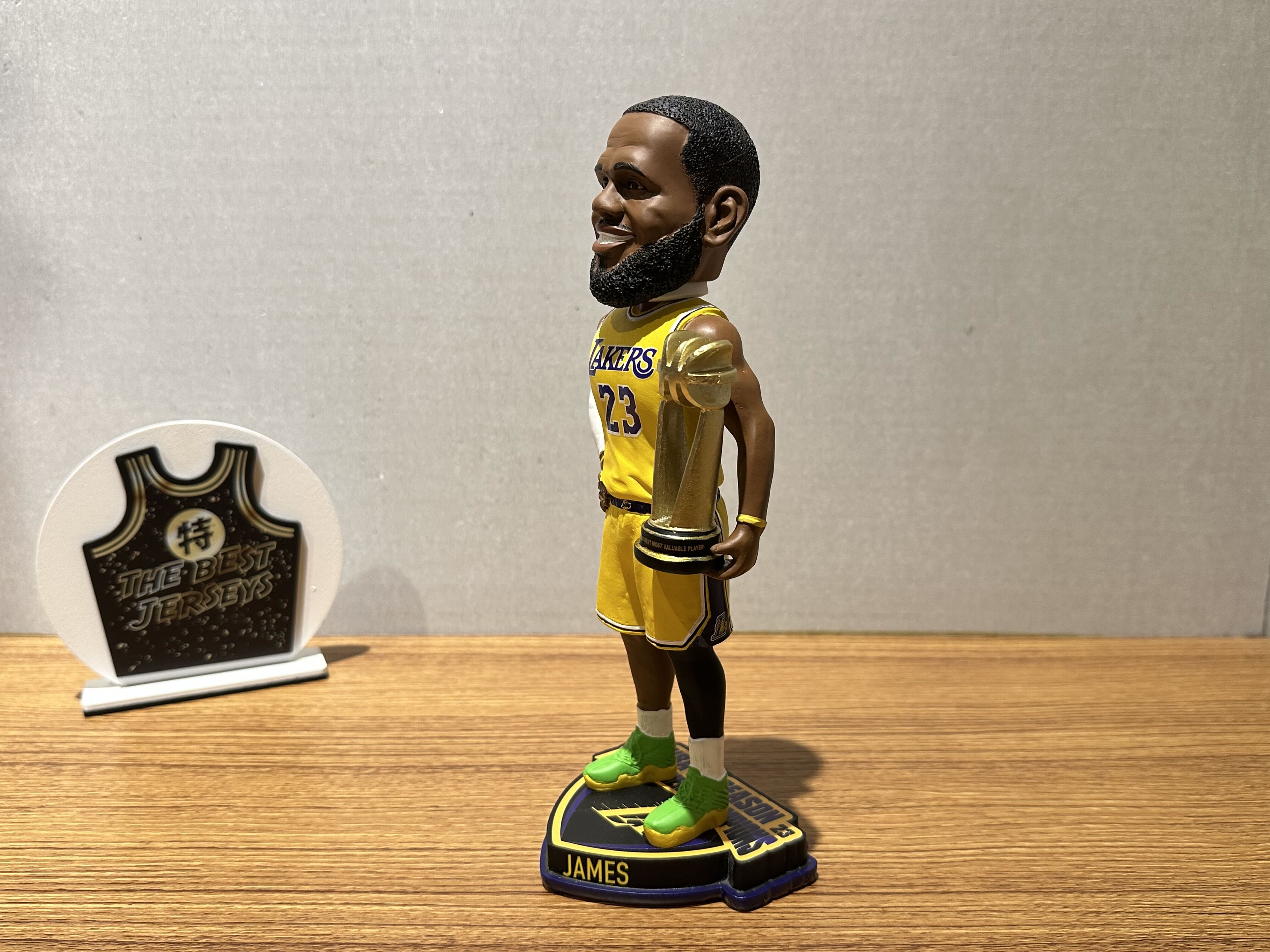 NBA公仔 LeBron James Los Angeles Lakers 2023 In-Season Tournament Champion 洛杉磯湖人 季中錦標賽冠軍 MVP 公仔 Foco Bobblehead 搖頭娃娃 全新含盒裝 全球限量224組