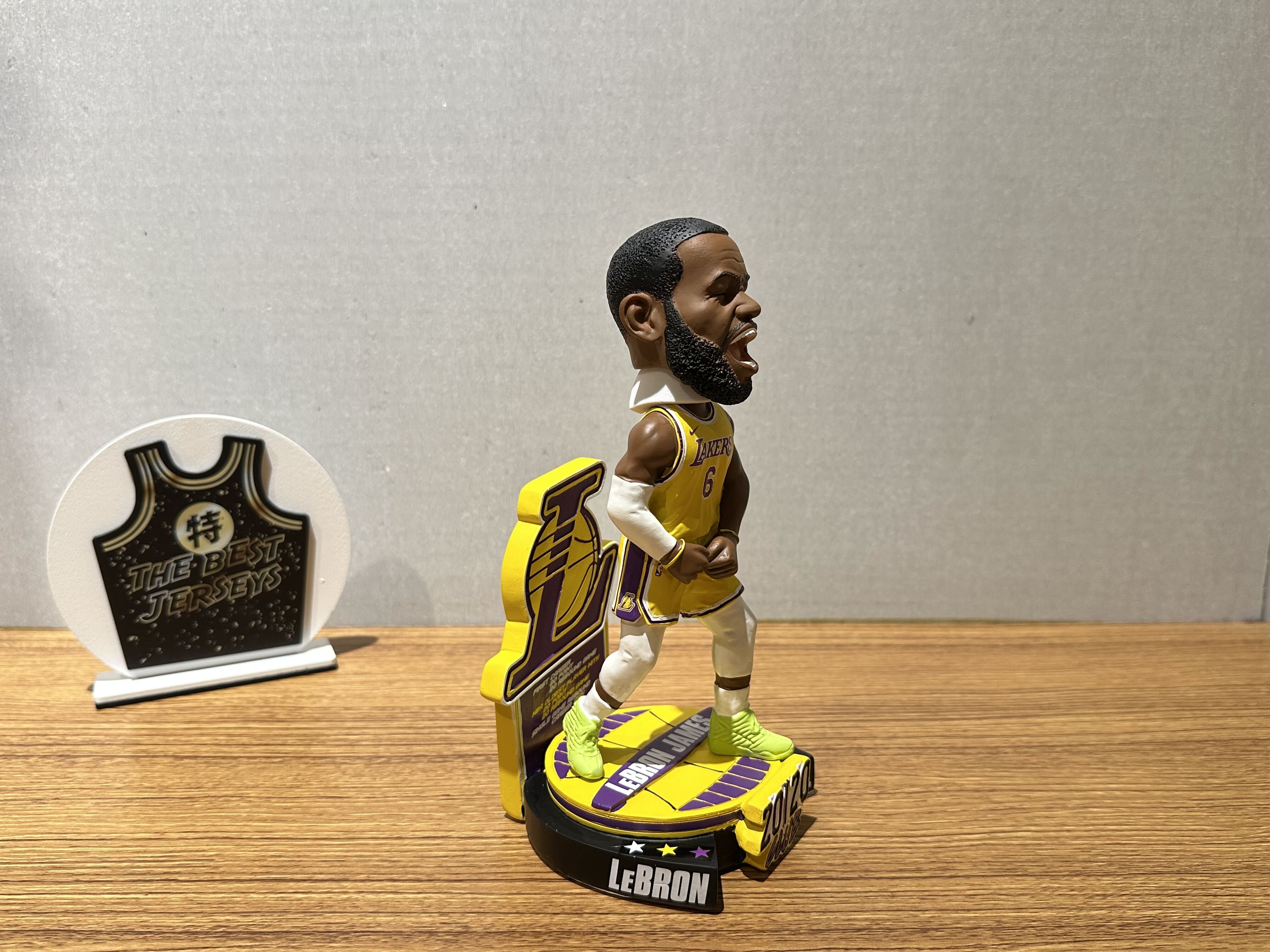 NBA公仔 LeBron James Los Angeles Lakers 20/20 Game 洛杉磯湖人 季後賽雙20 20分20籃板 公仔 Foco Bobblehead 搖頭娃娃 全新含盒裝 全球限量220組
